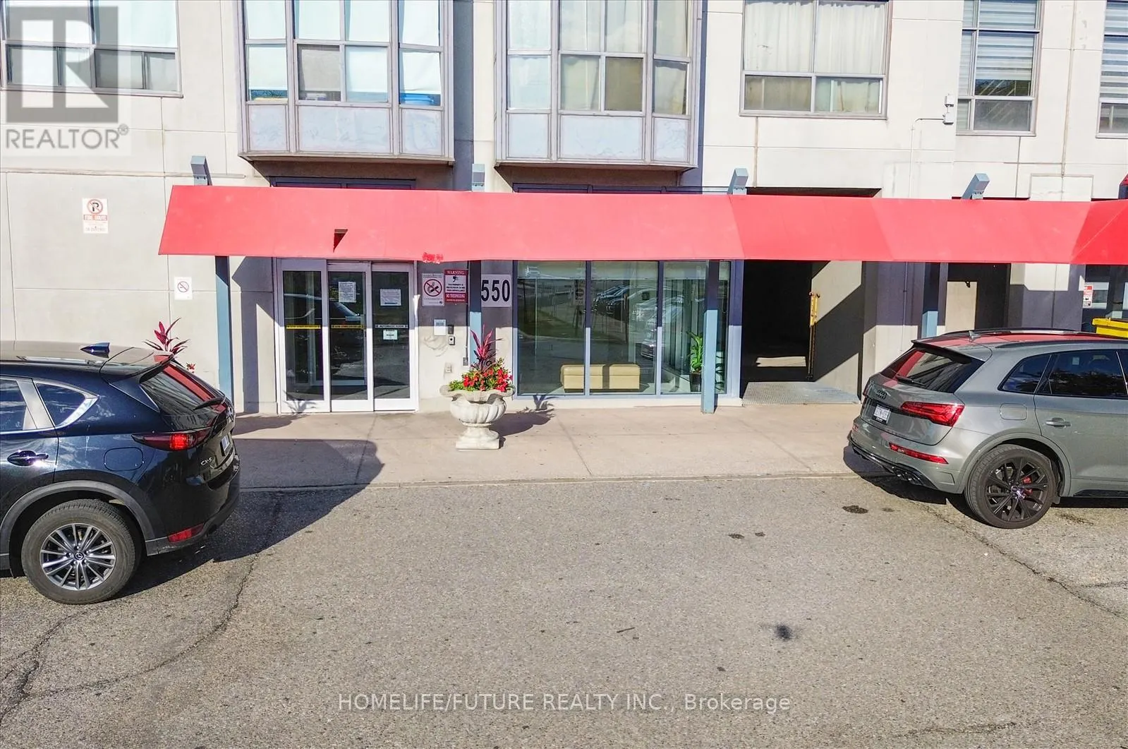 410 - 2550 LAWRENCE AVENUE E