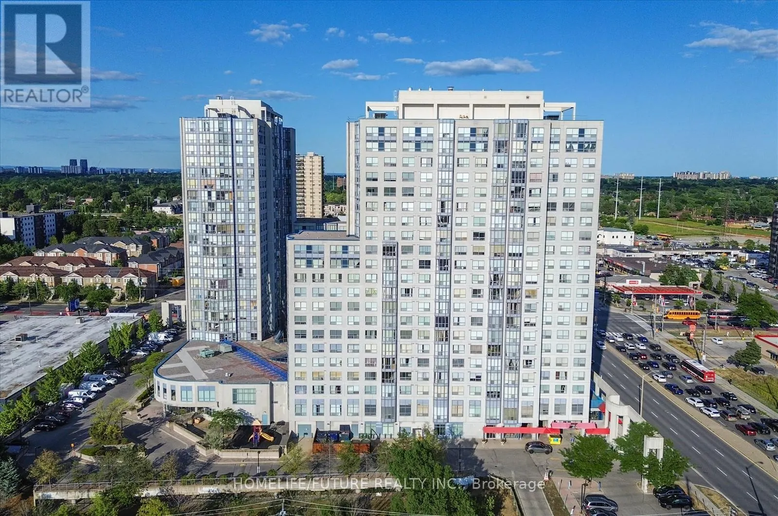 410 - 2550 LAWRENCE AVENUE E