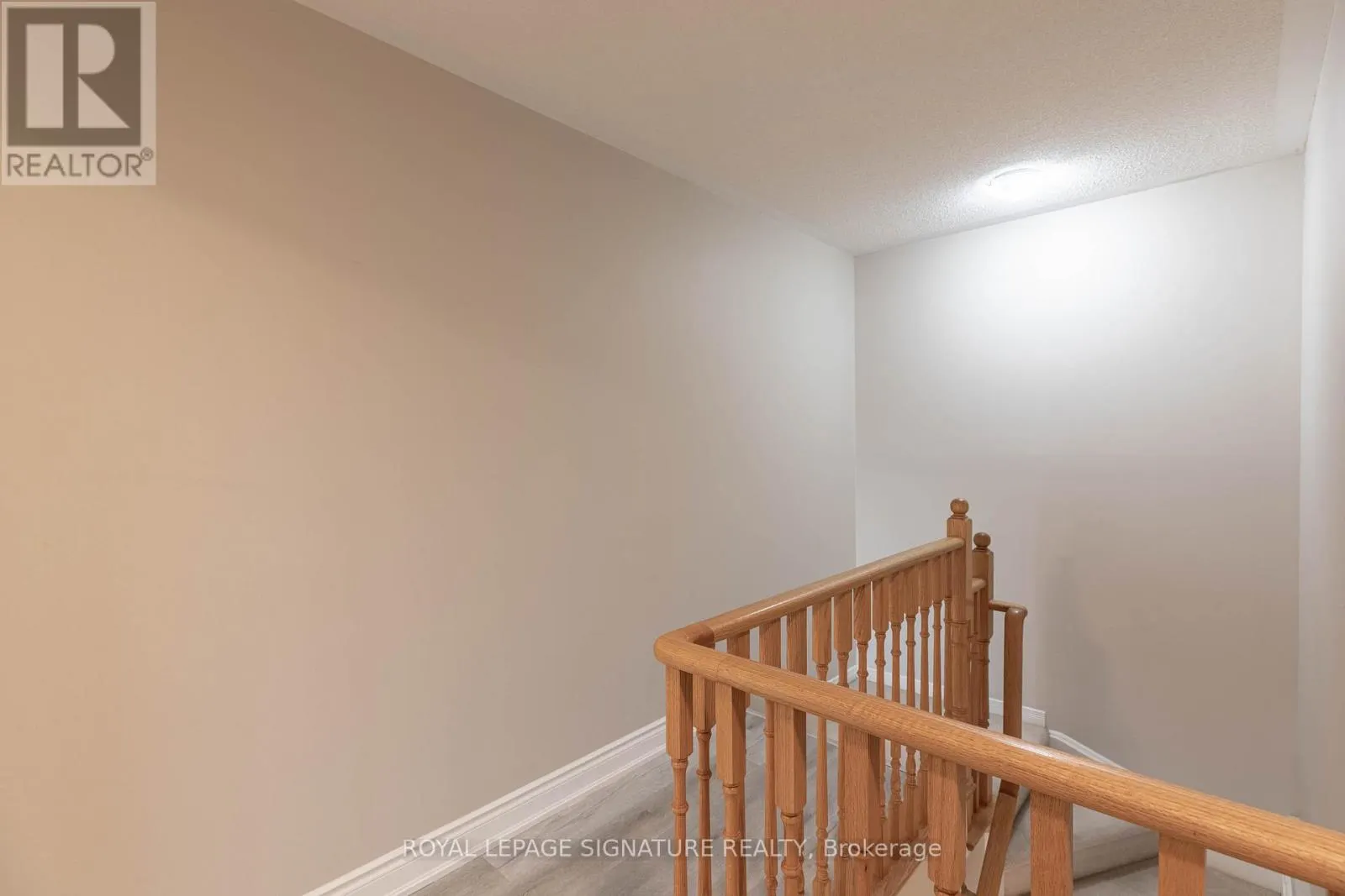 309 - 45 STRANGFORD LANE
