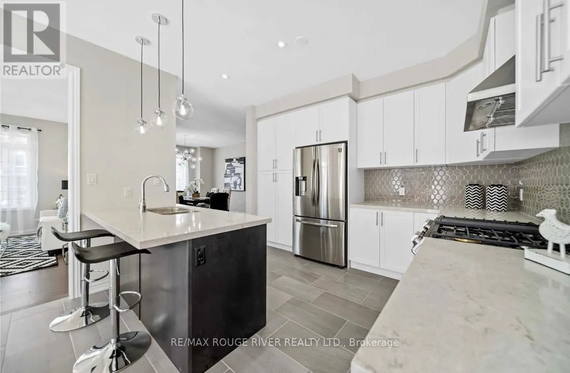27 CROMBIE STREET