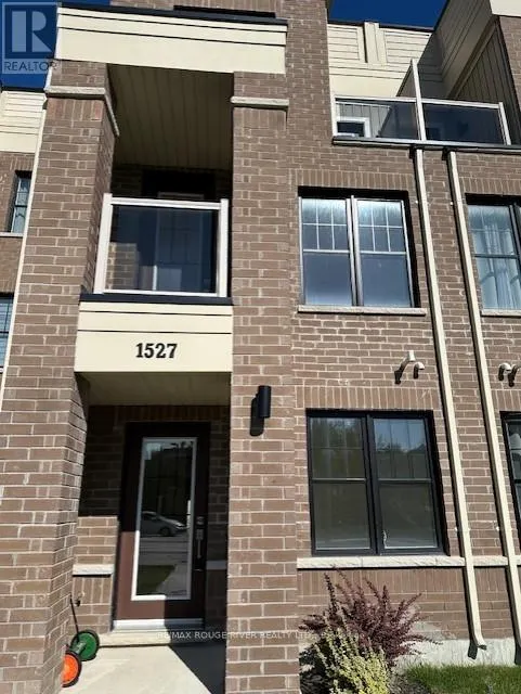 1527 GREEN ROAD