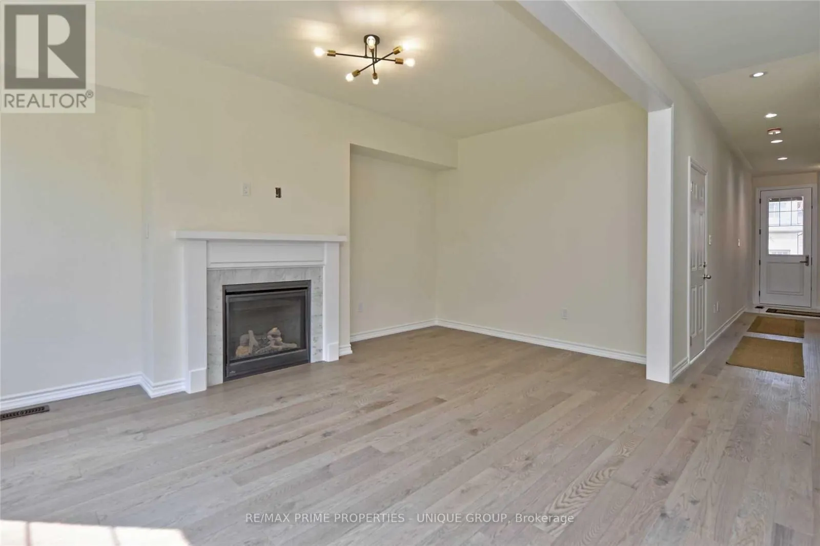 25 SWORDFISH DRIVE