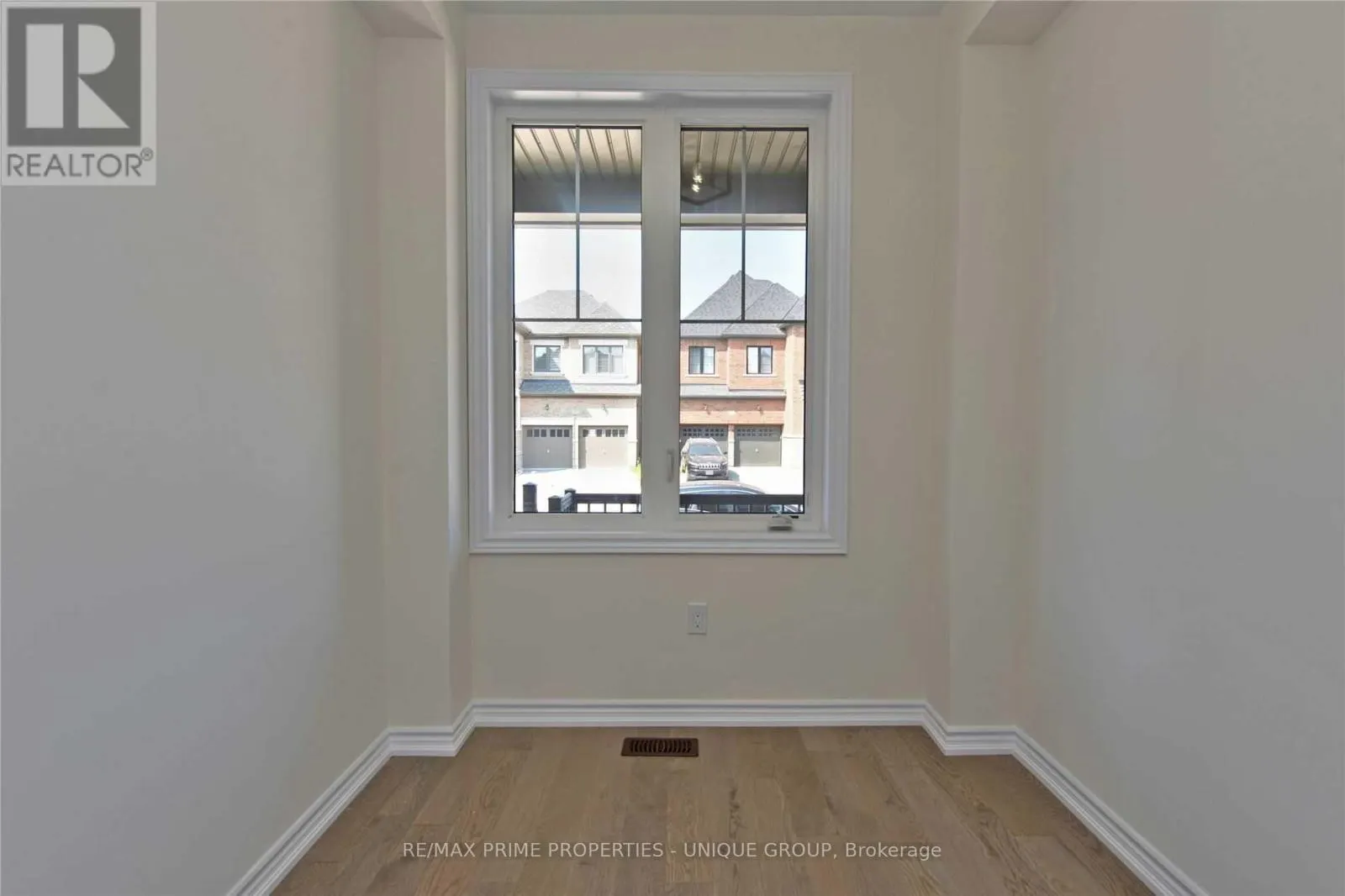 25 SWORDFISH DRIVE