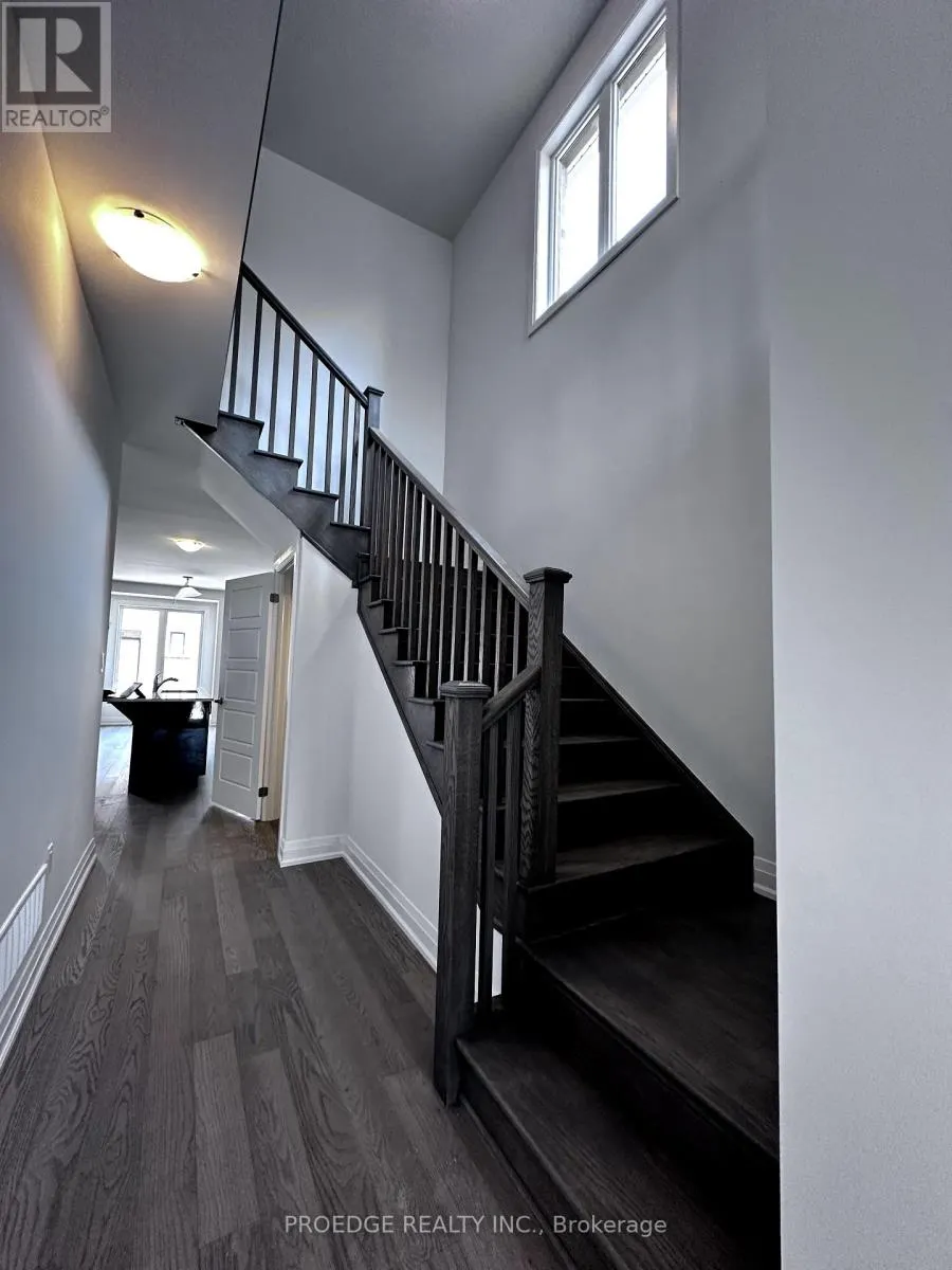 1416 MOCKINGBIRD SQUARE