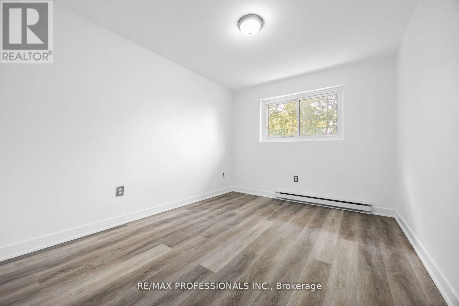 135 - 50 SCARBOROUGH GOLFCLUB ROAD N