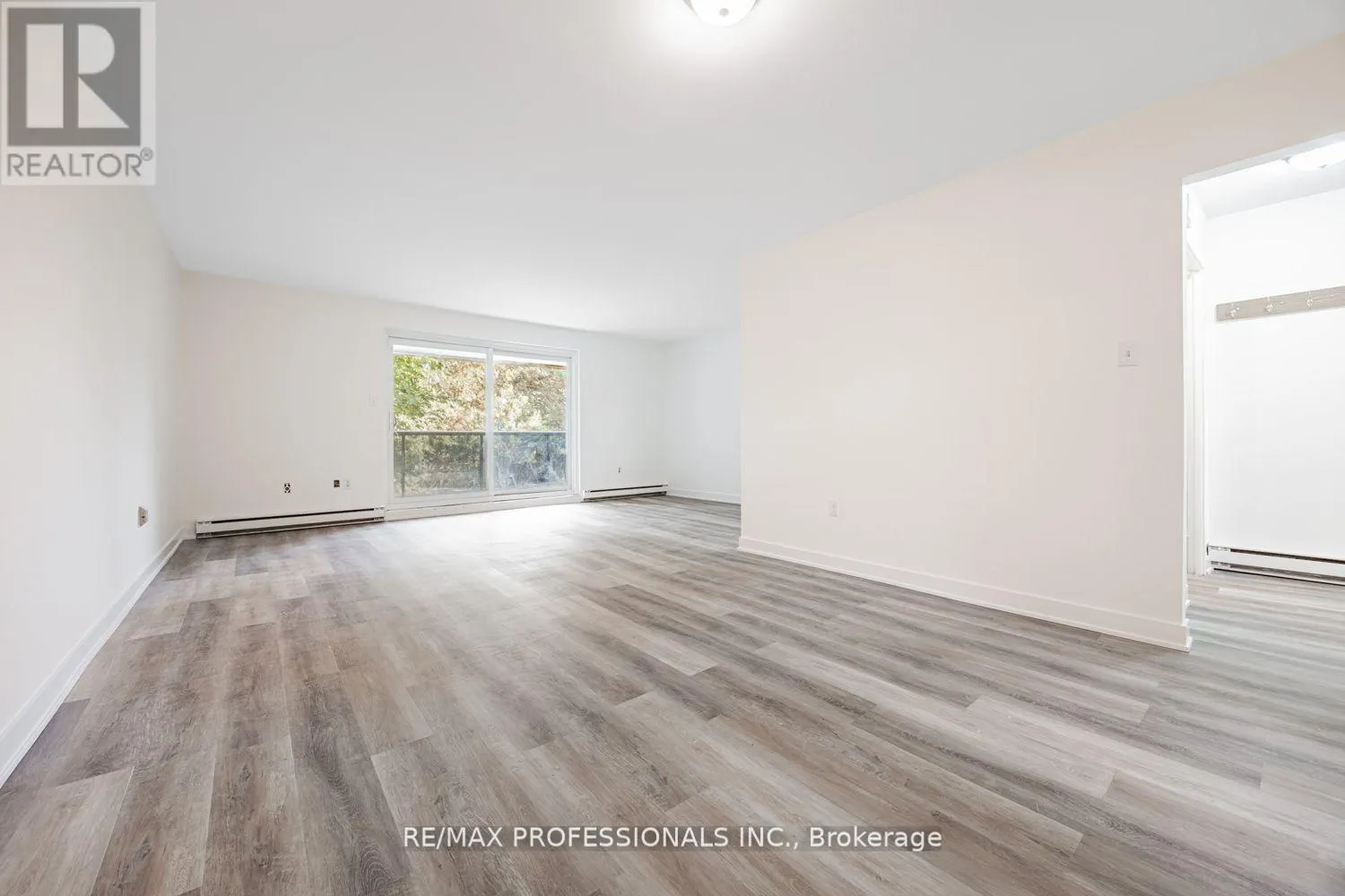 135 - 50 SCARBOROUGH GOLFCLUB ROAD N