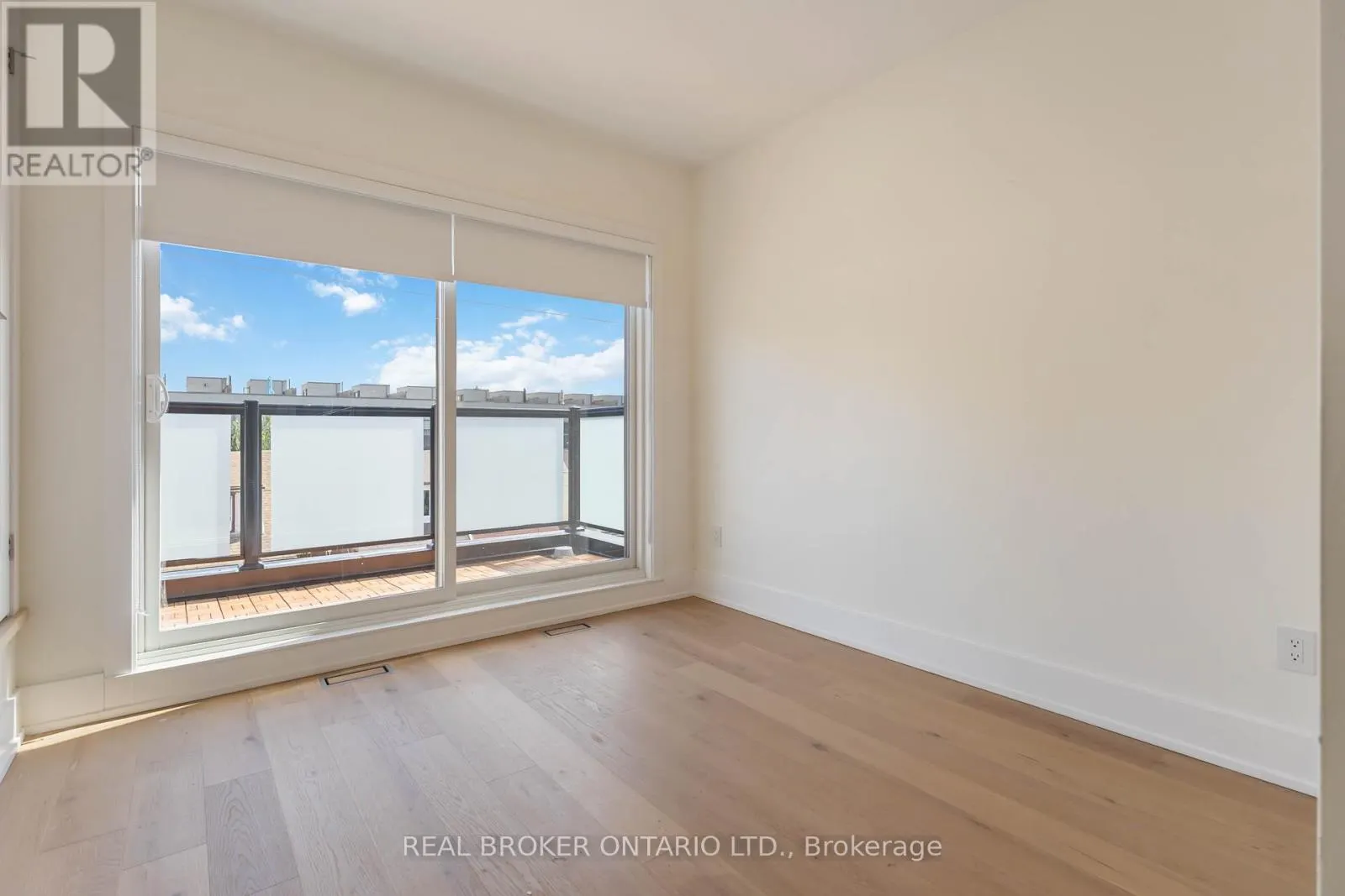 UNIT L - 72 JONES AVENUE