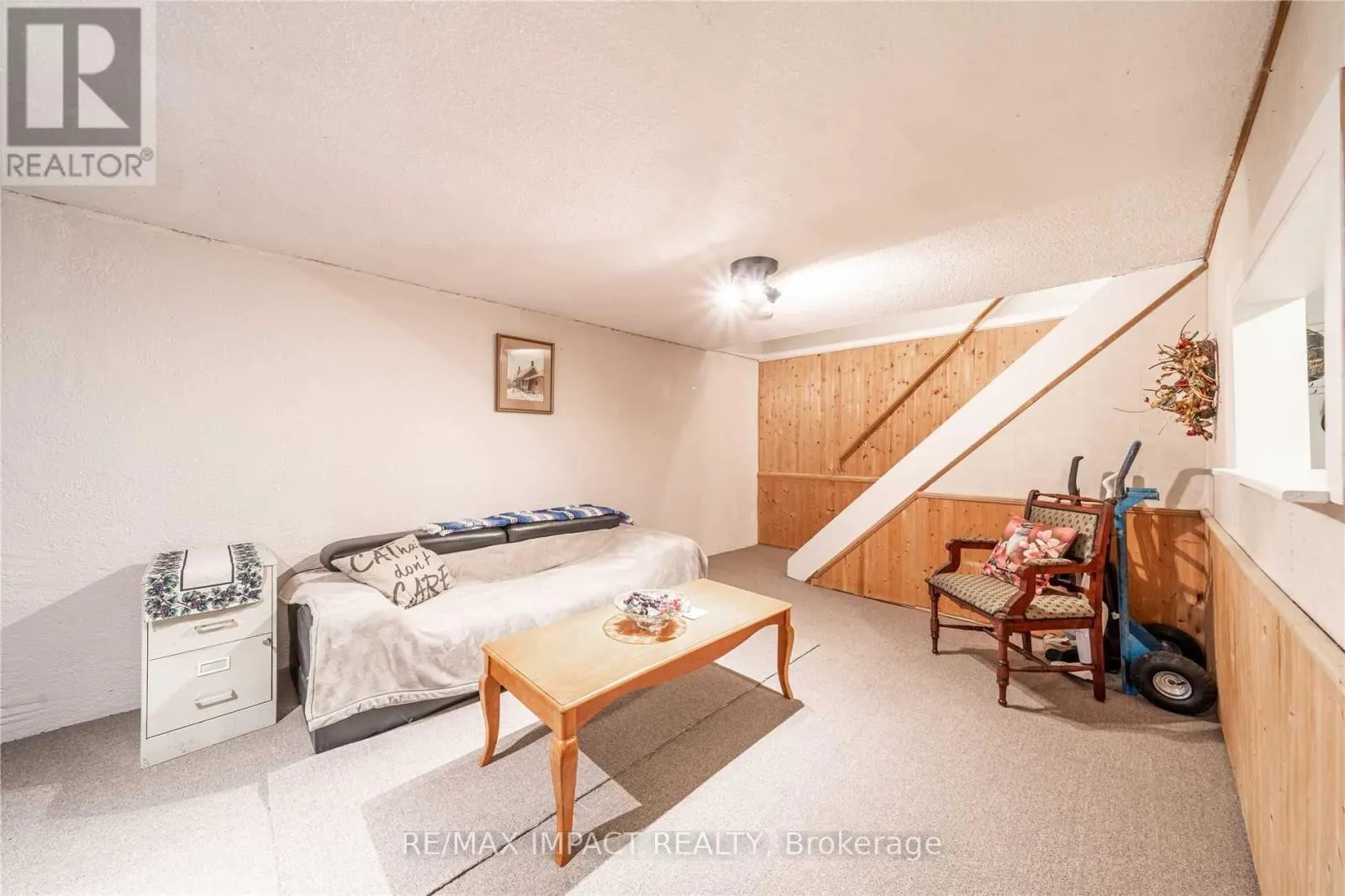 28 - 33 TAUNTON ROAD E