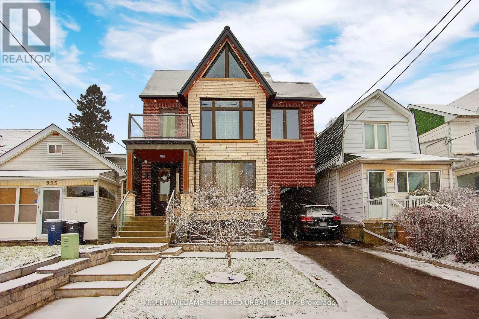 LOWER - 253 CEDARVALE AVENUE
