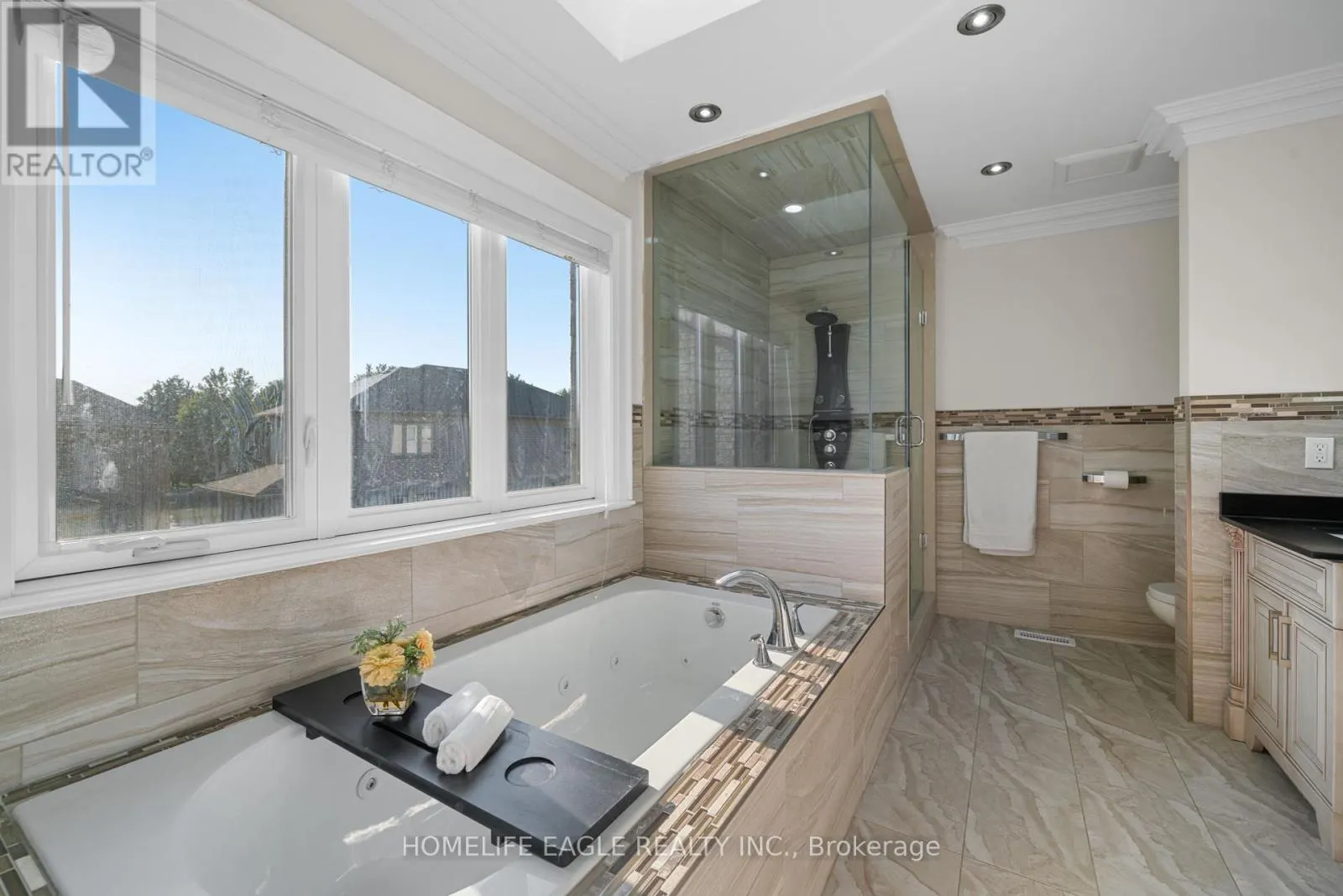8 NICOLAN ROAD