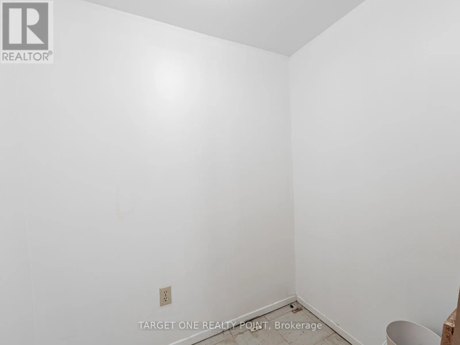1007 - 2350 BRIDLETOWNE CIRCLE
