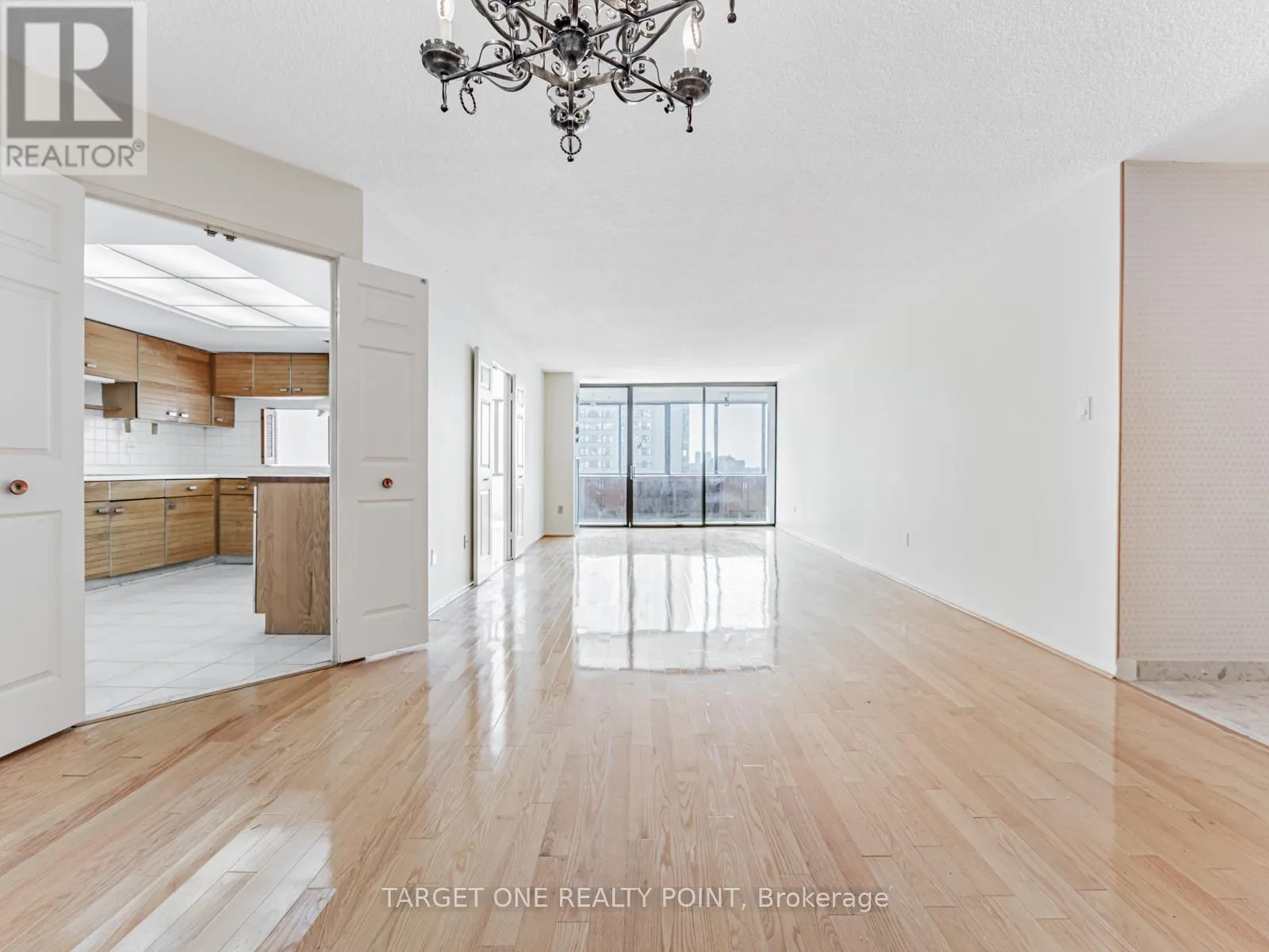 1007 - 2350 BRIDLETOWNE CIRCLE
