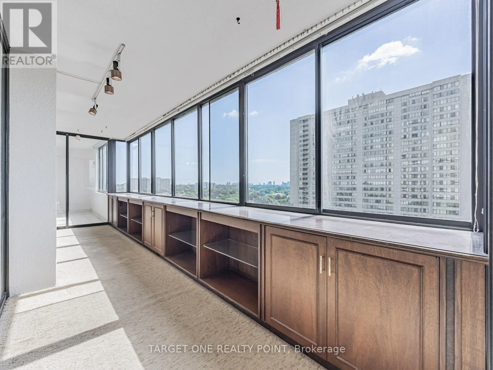 1007 - 2350 BRIDLETOWNE CIRCLE