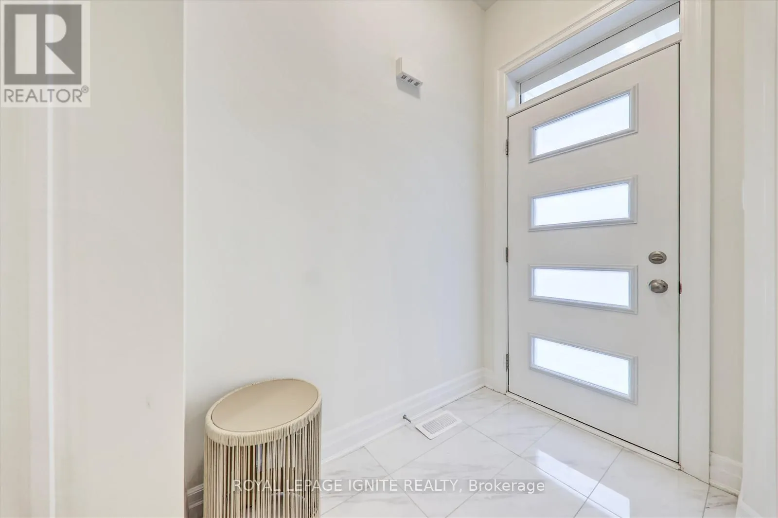 1405 LONGSPUR TRAIL