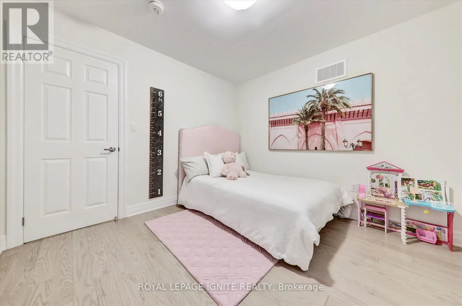 1405 LONGSPUR TRAIL