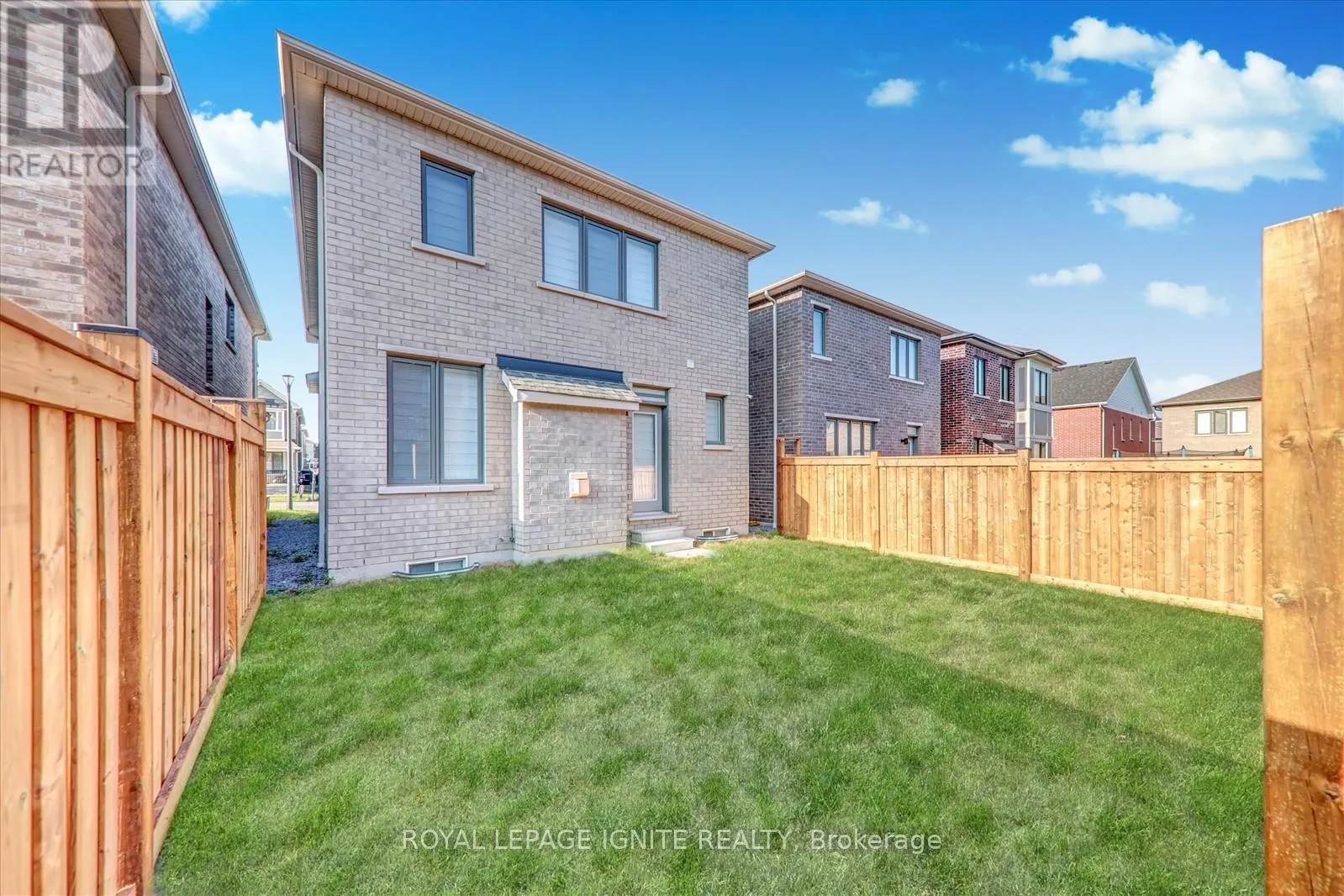 1405 LONGSPUR TRAIL