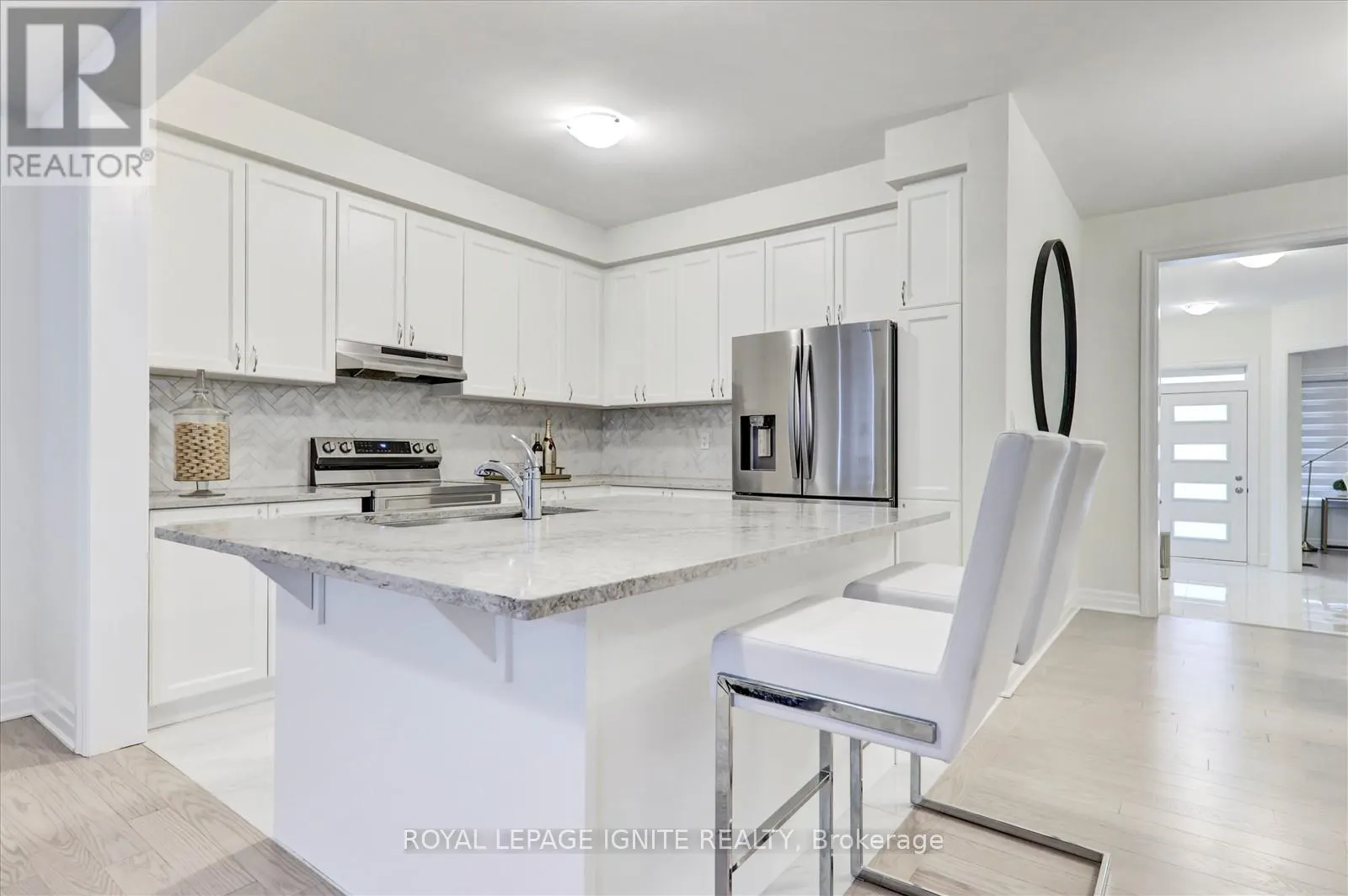 1405 LONGSPUR TRAIL
