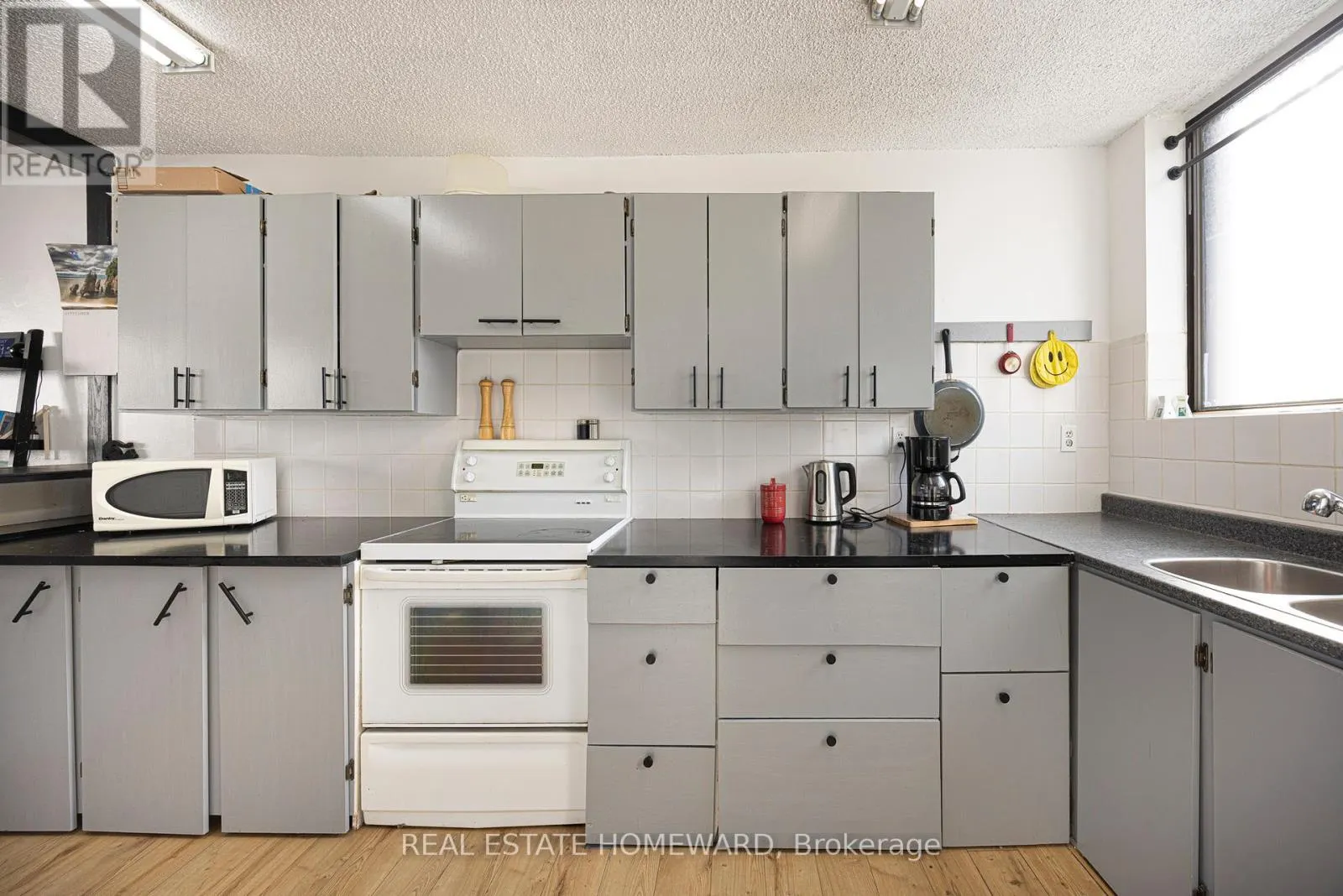 511 - 665 KENNEDY ROAD