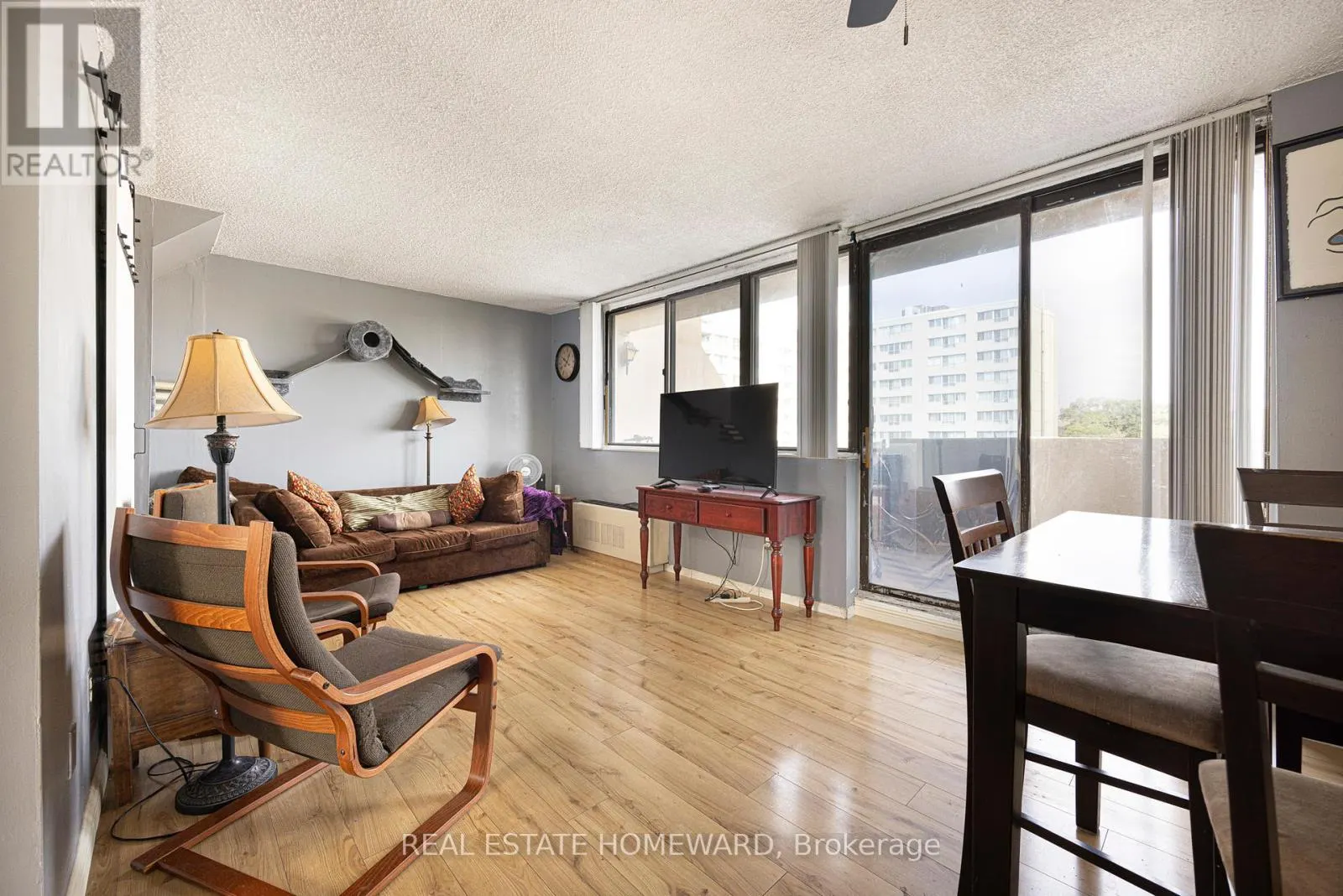 511 - 665 KENNEDY ROAD