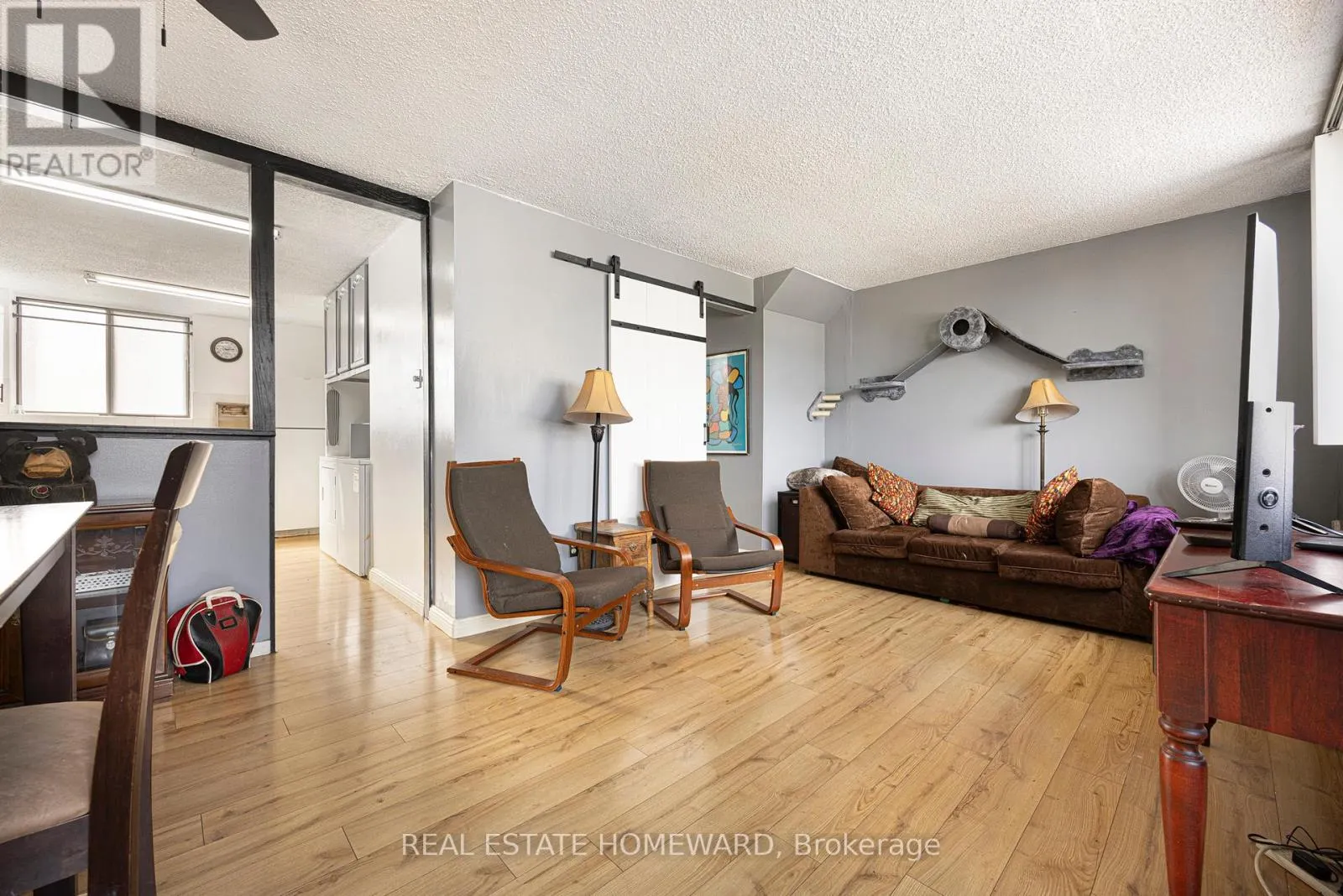 511 - 665 KENNEDY ROAD