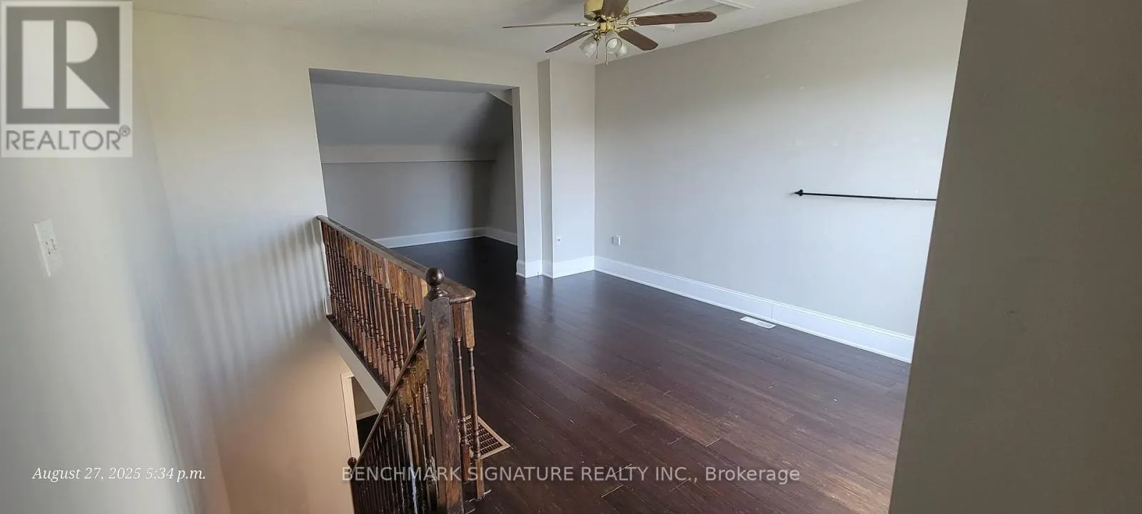 8 - 1635 PICKERING PARKWAY