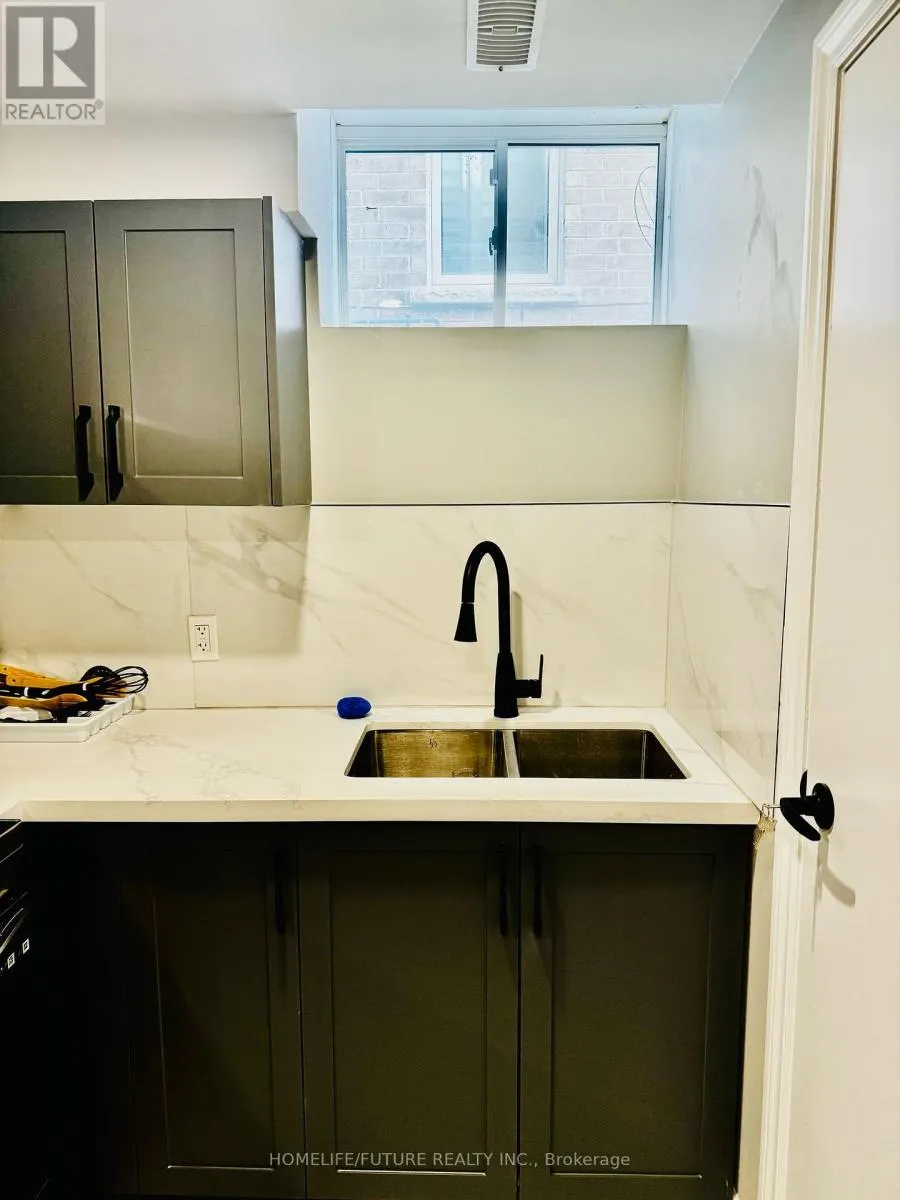 BSMT - 1121 CAMEO STREET