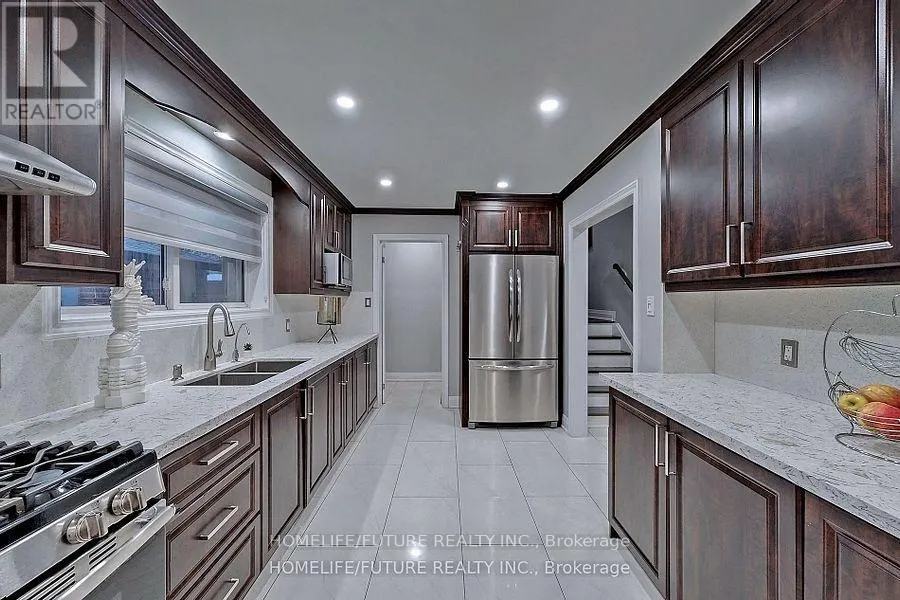 28 SKYRIDGE ROAD