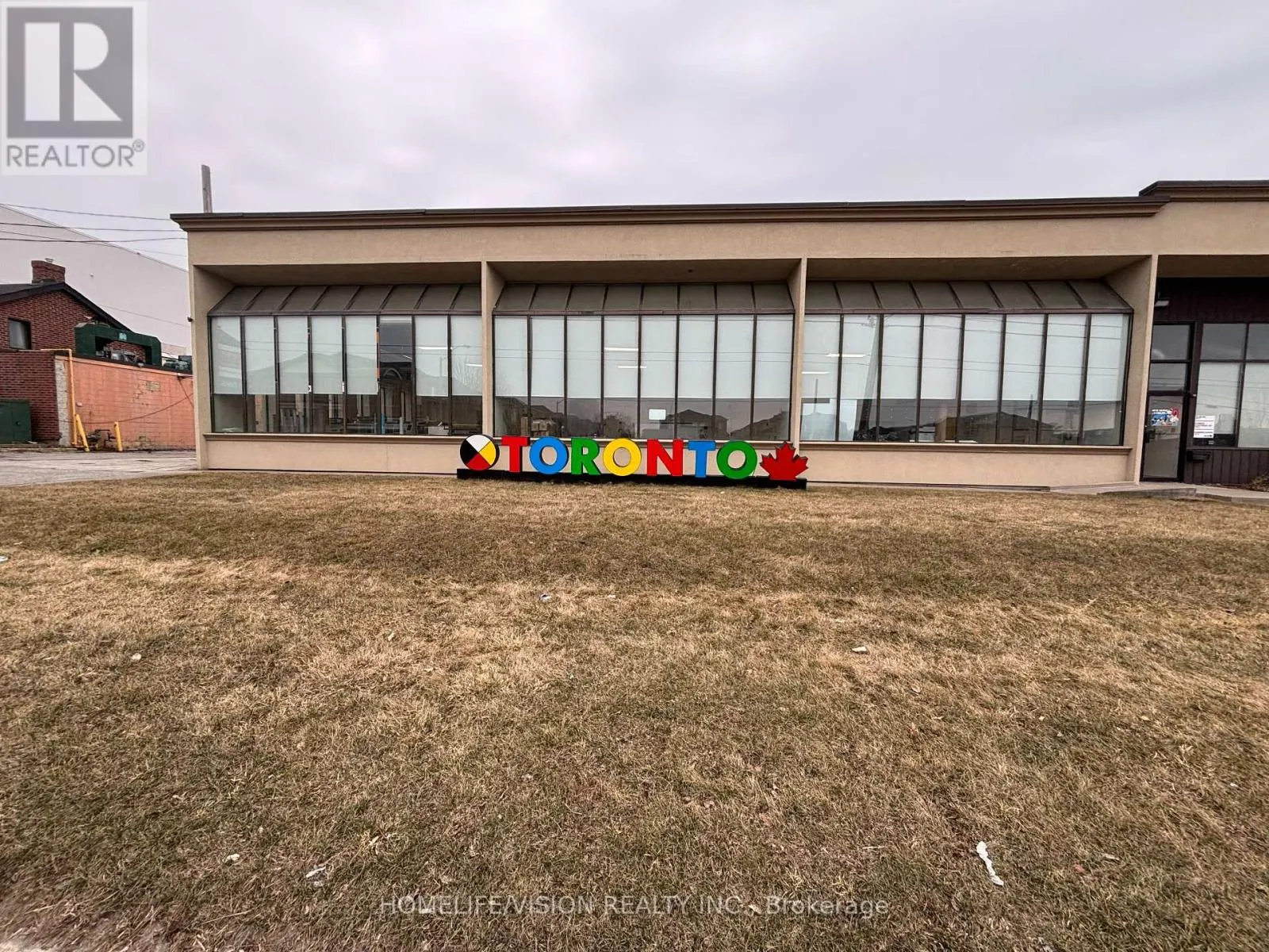 UNIT 3 - 301 DANFORTH ROAD