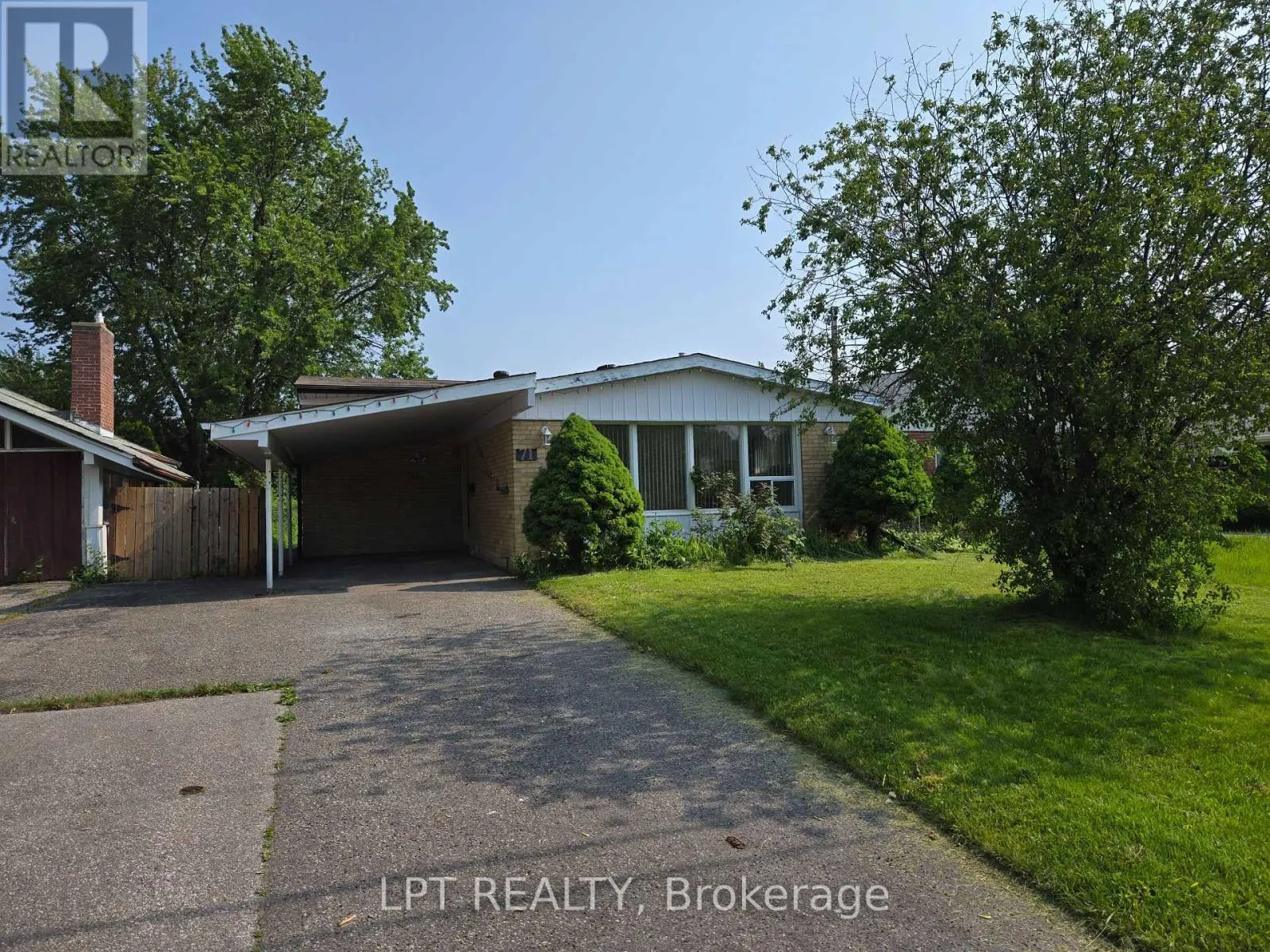 71 DEERFIELD ROAD