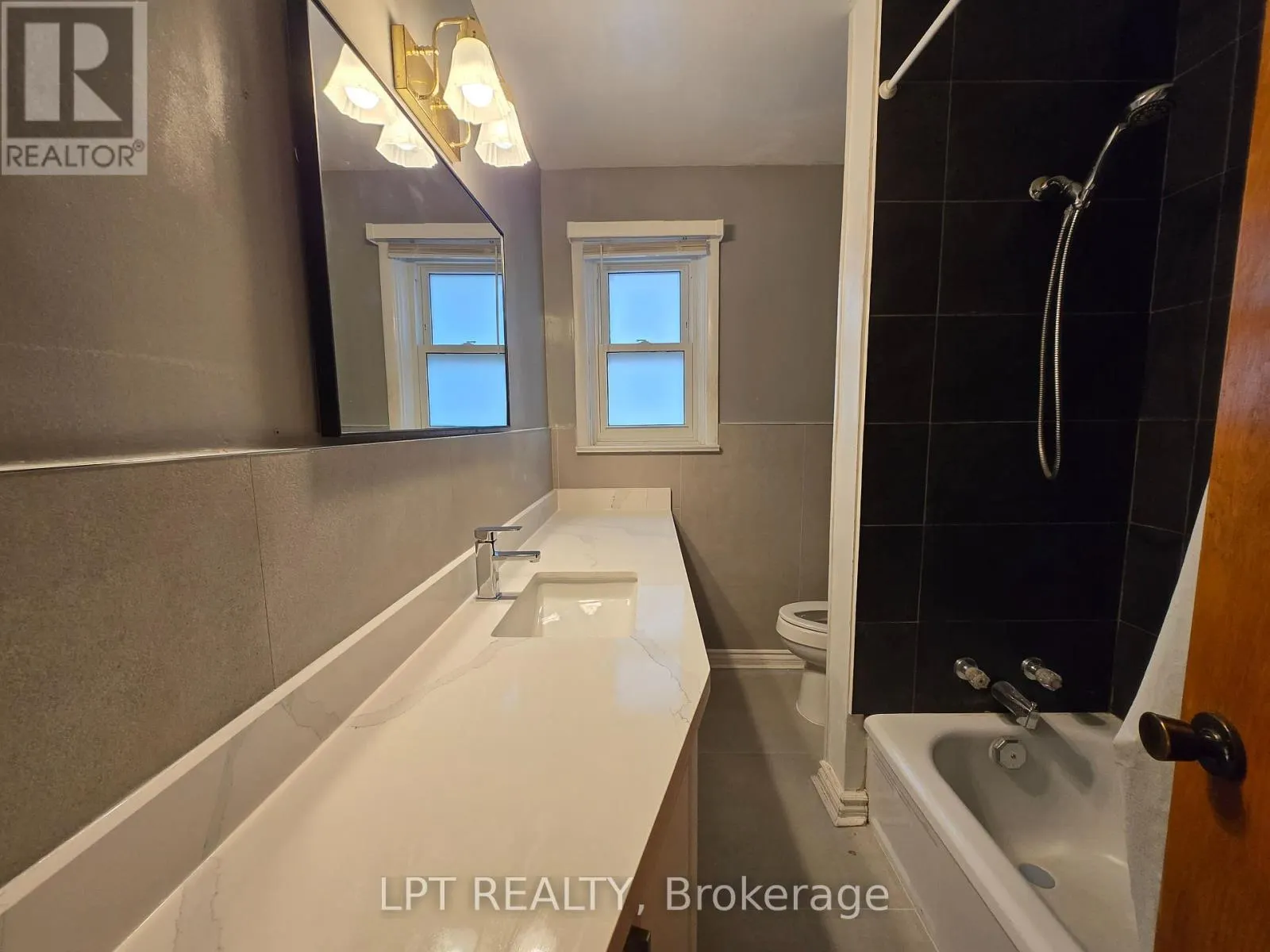71 DEERFIELD ROAD