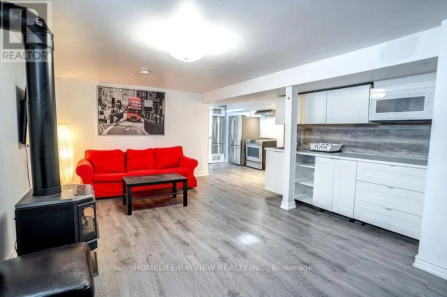 LOWER - 61 SQUIRES AVENUE