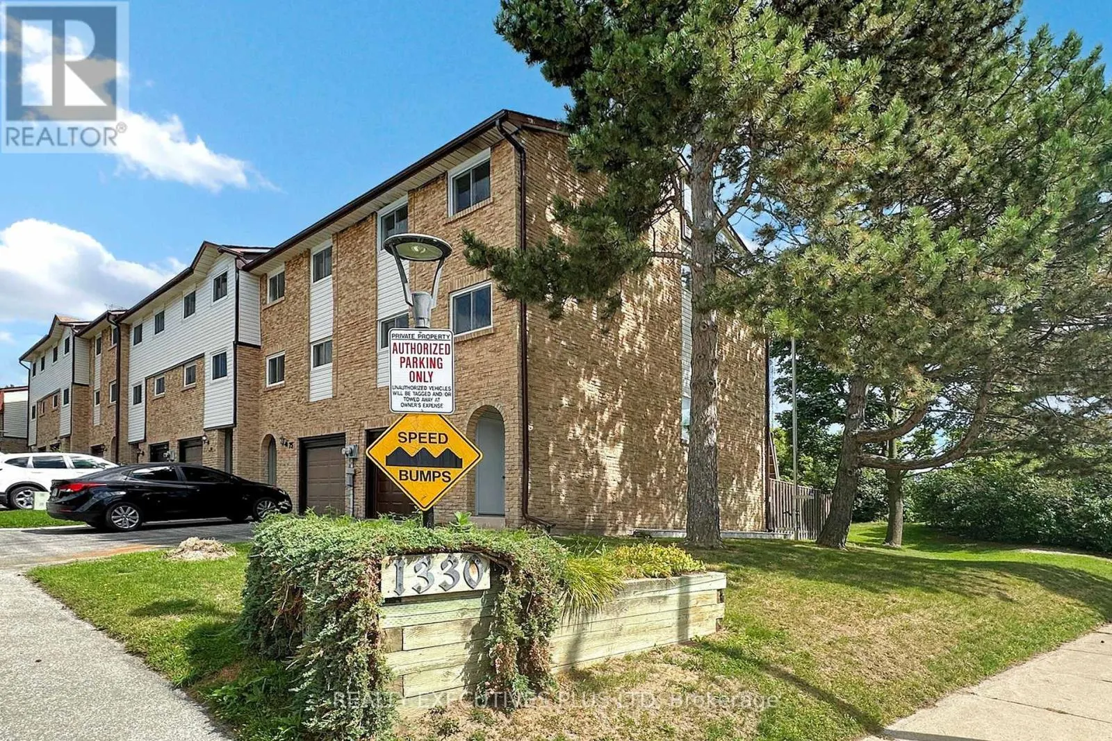 76 - 1330 TROWBRIDGE DRIVE