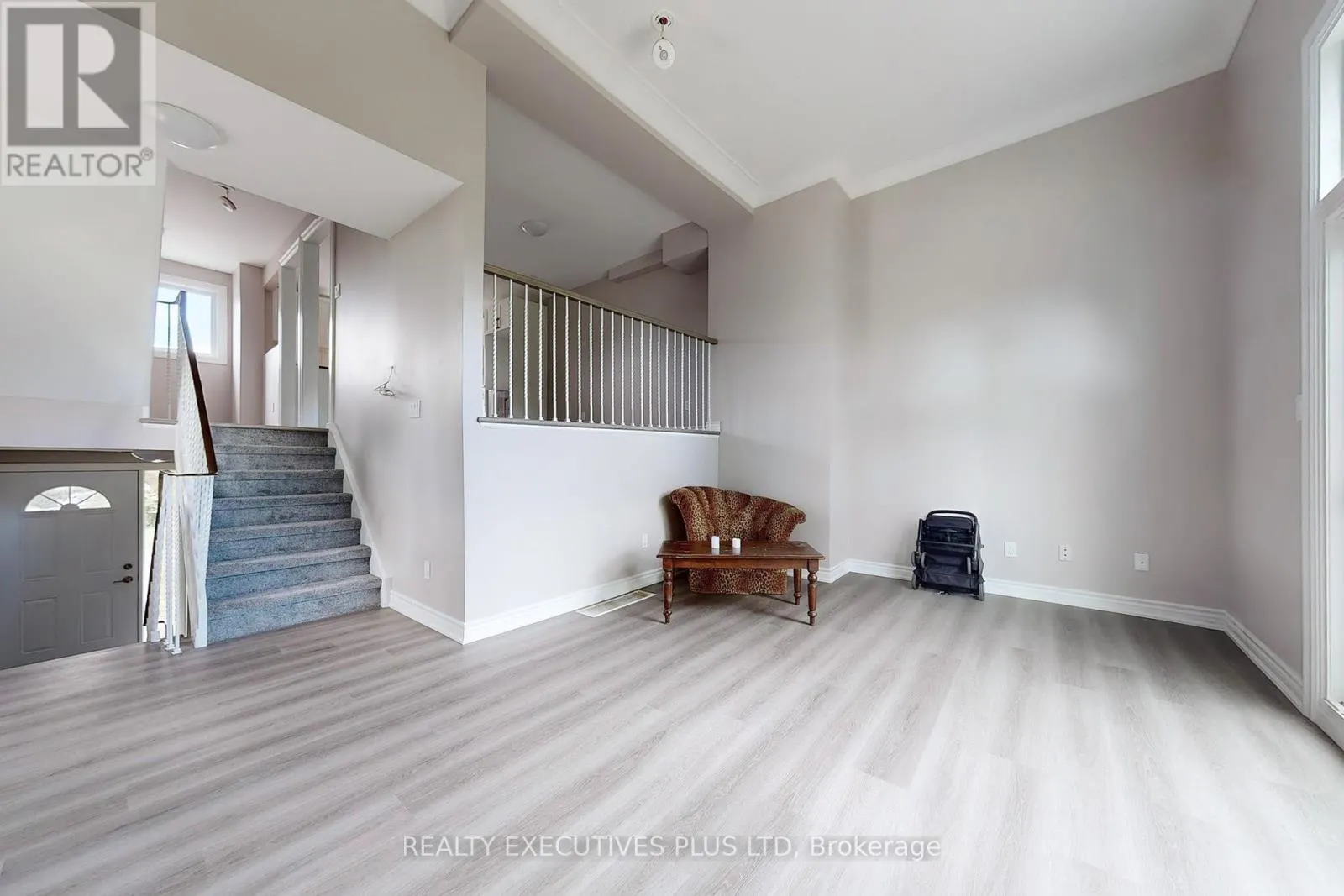 76 - 1330 TROWBRIDGE DRIVE