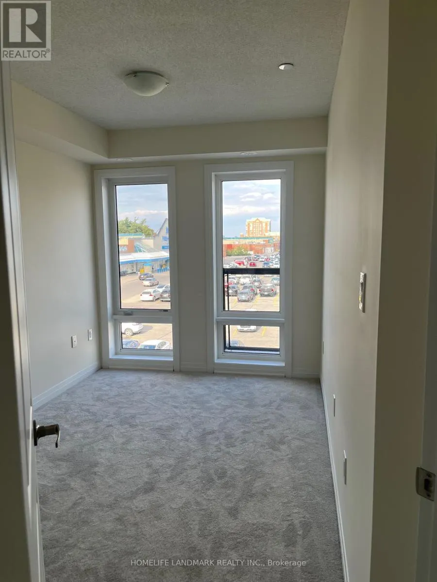 19 - 10 LIBEN WAY E