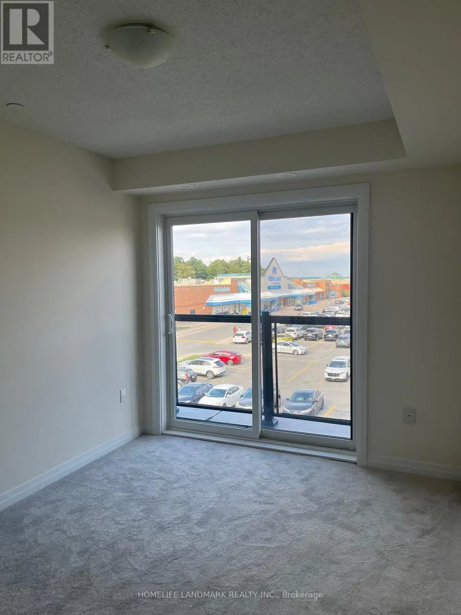 19 - 10 LIBEN WAY E