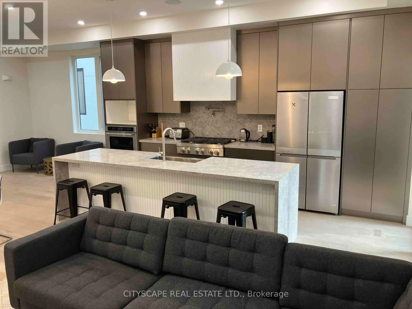 100B BRENDA CRESCENT