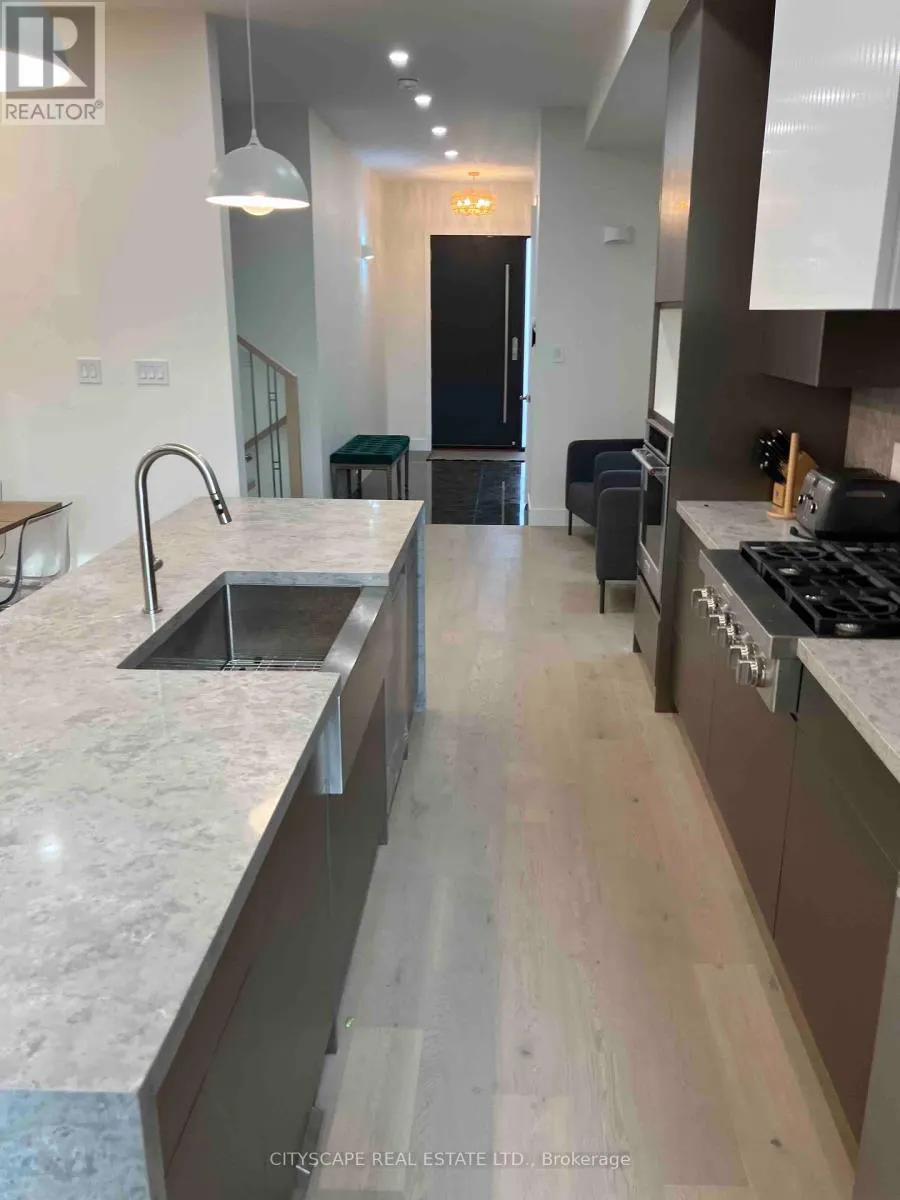 100B BRENDA CRESCENT