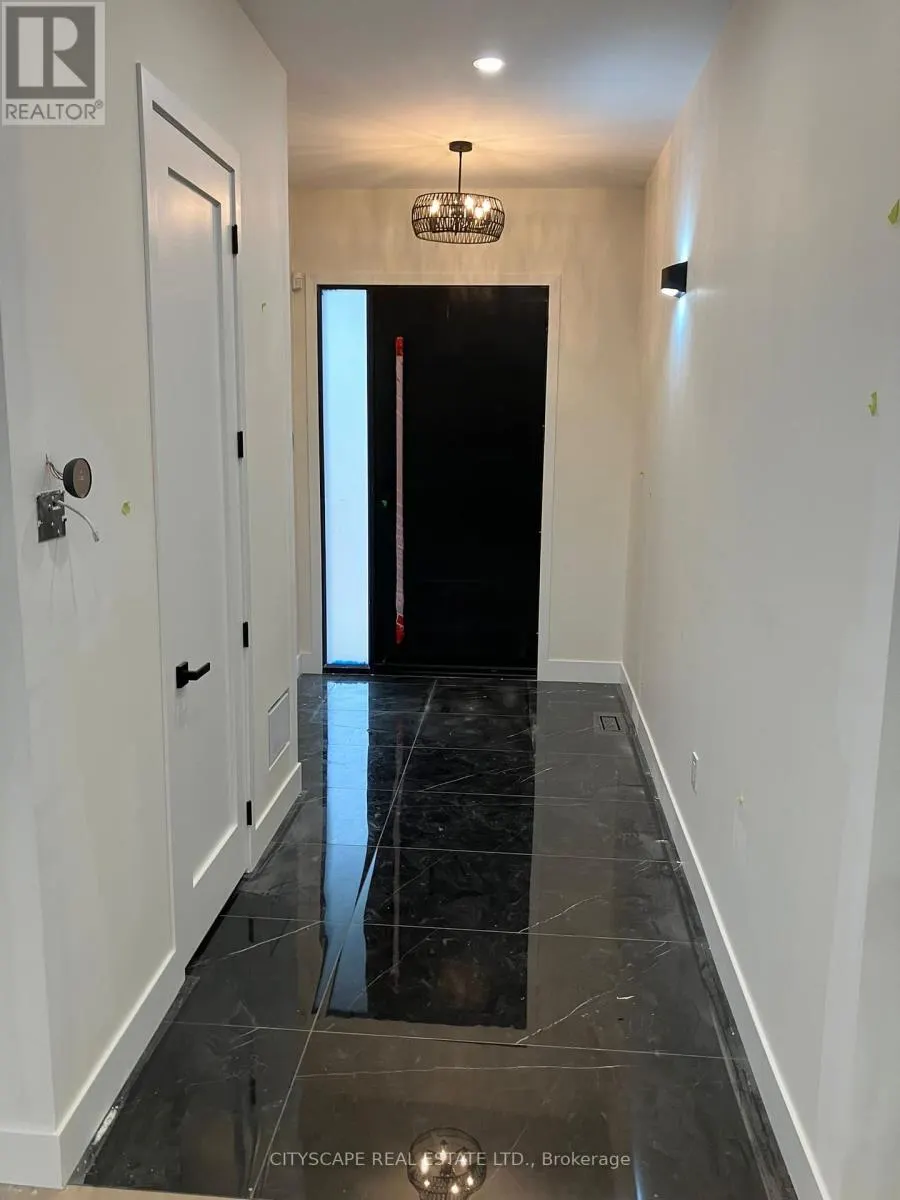 100A BRENDA CRESCENT