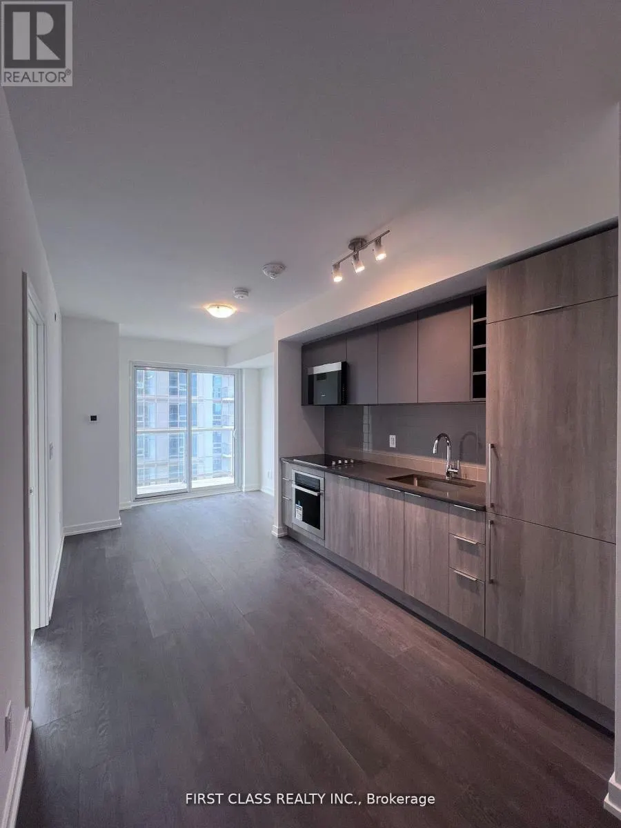 1501 - 2033 KENNEDY ROAD