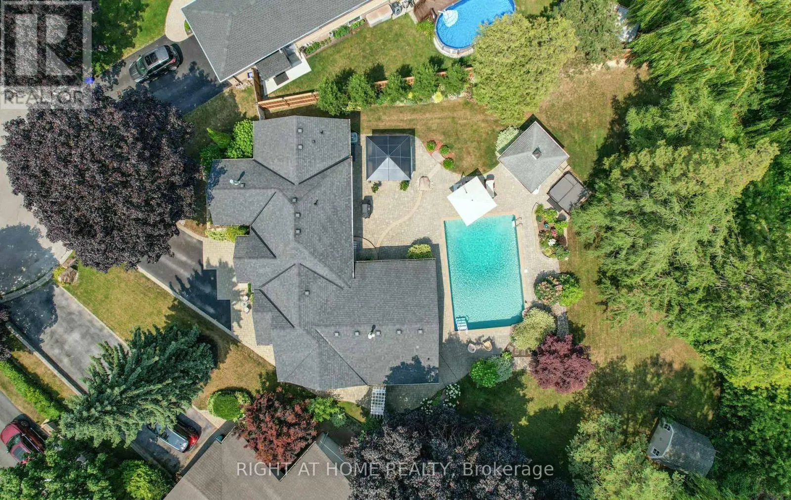 1549 WILLOWSIDE COURT