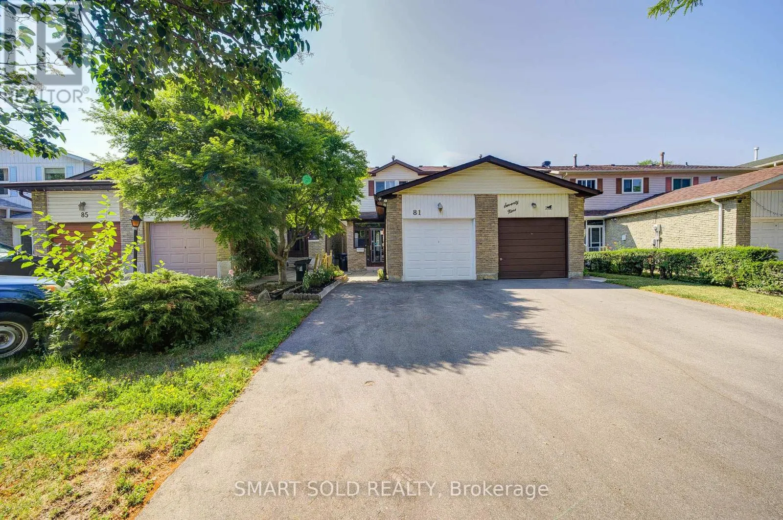81 RAKEWOOD CRESCENT