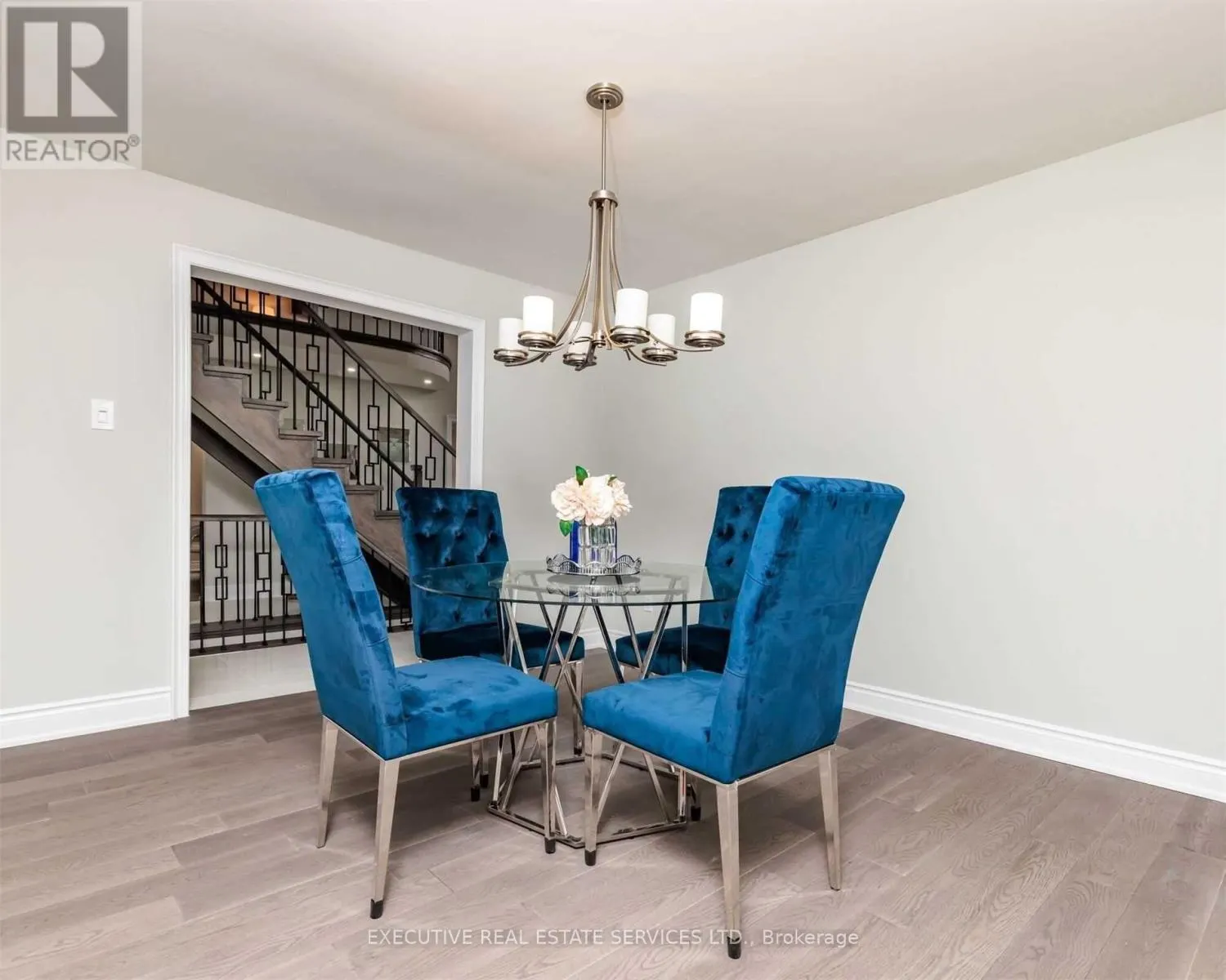 49 BLUENOSE CRESCENT