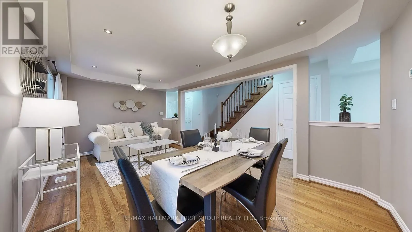 1552 AVONMORE SQUARE