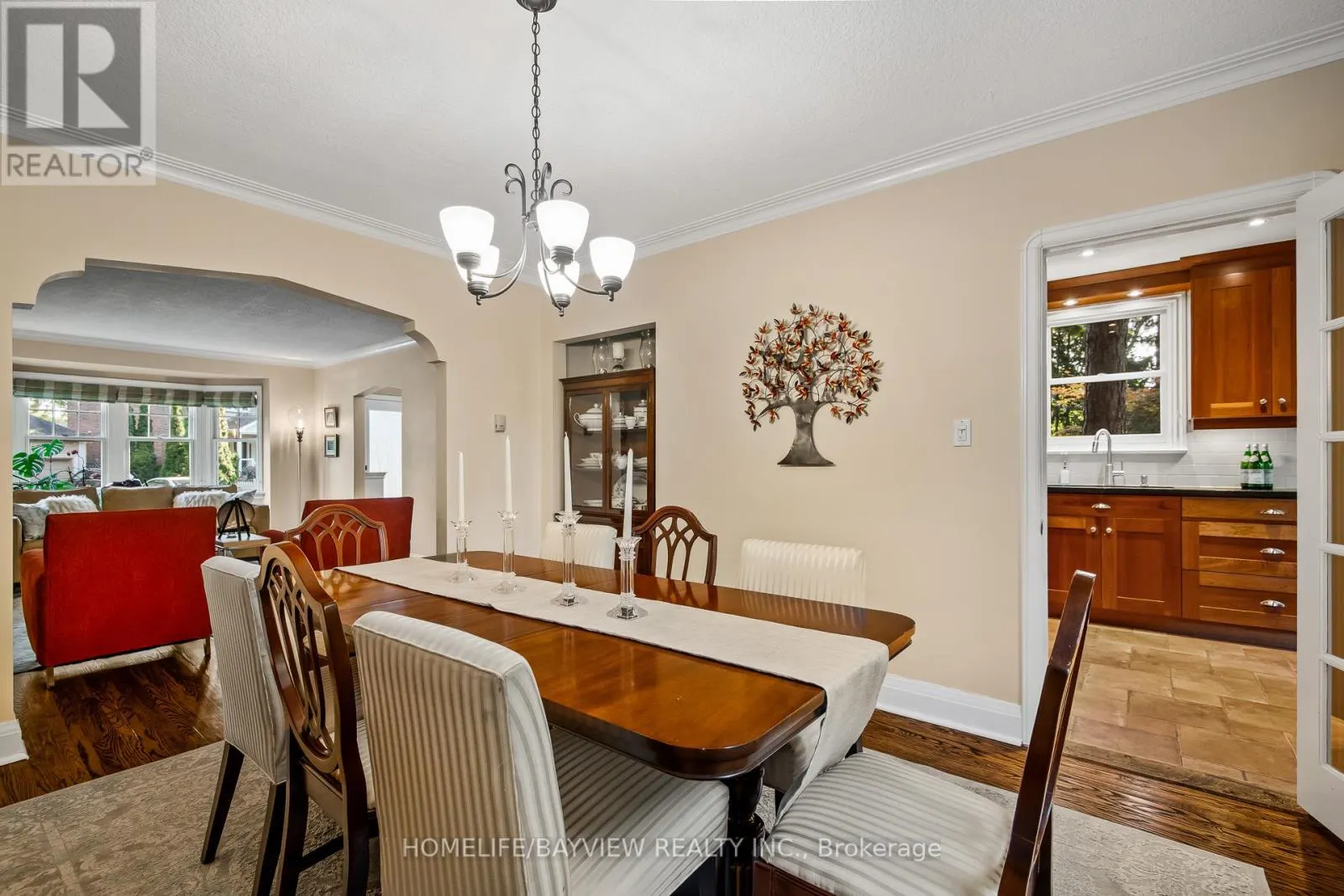 24 TAYLOR DRIVE