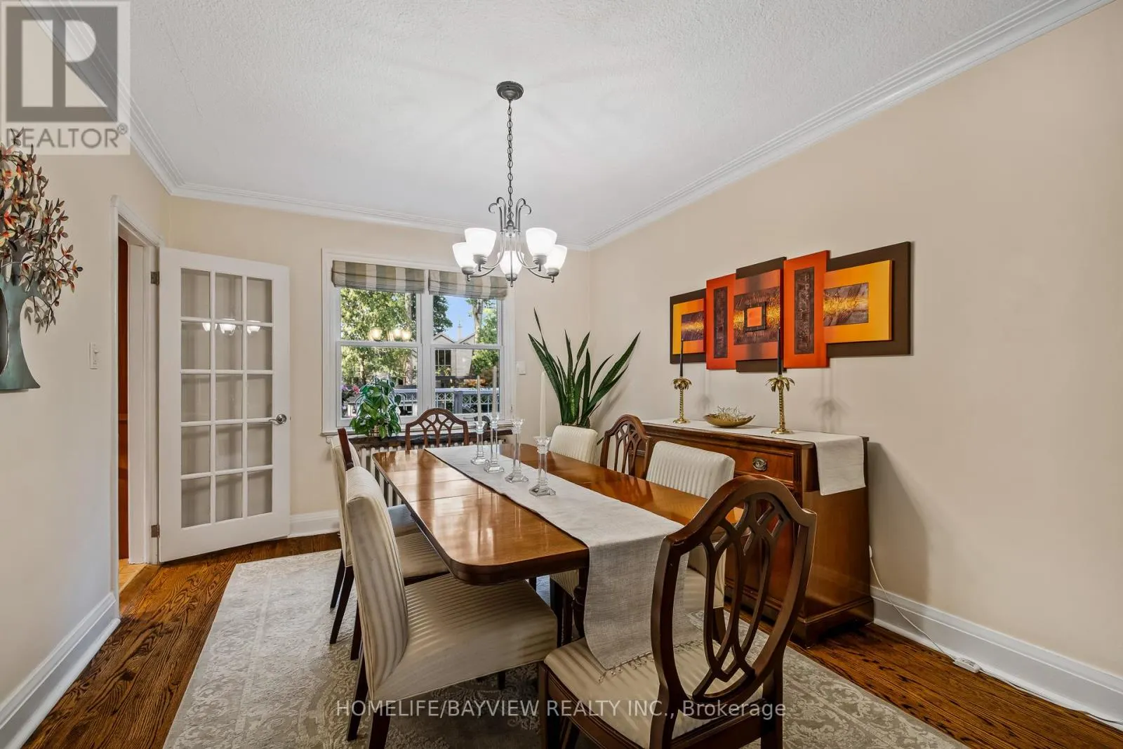 24 TAYLOR DRIVE