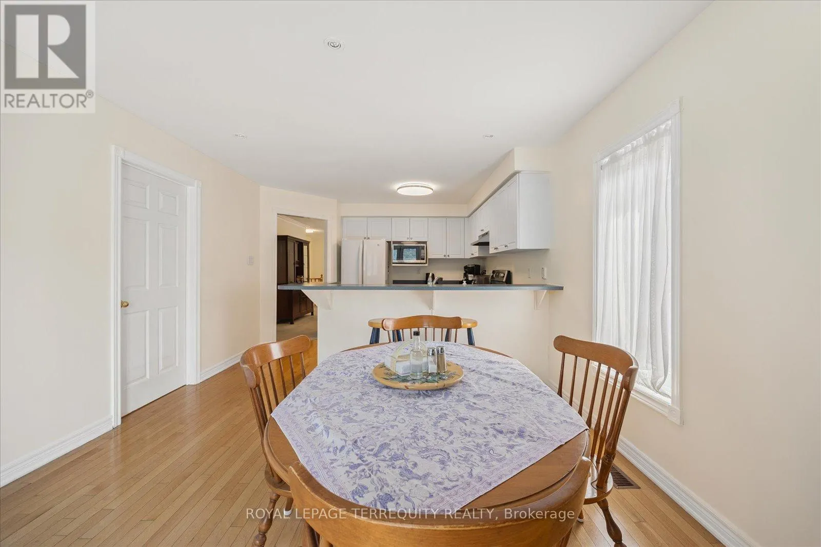 15 WARING AVENUE