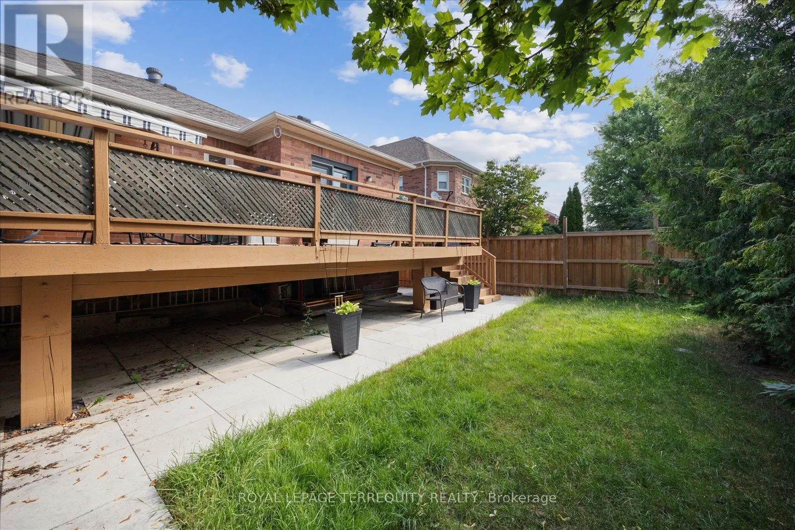 15 WARING AVENUE