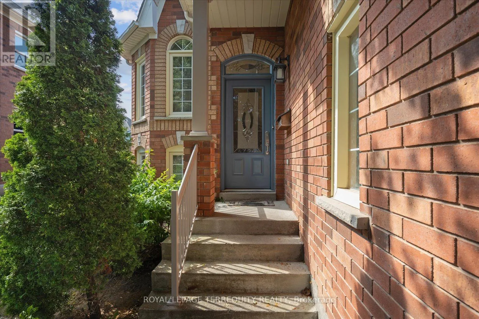 15 WARING AVENUE