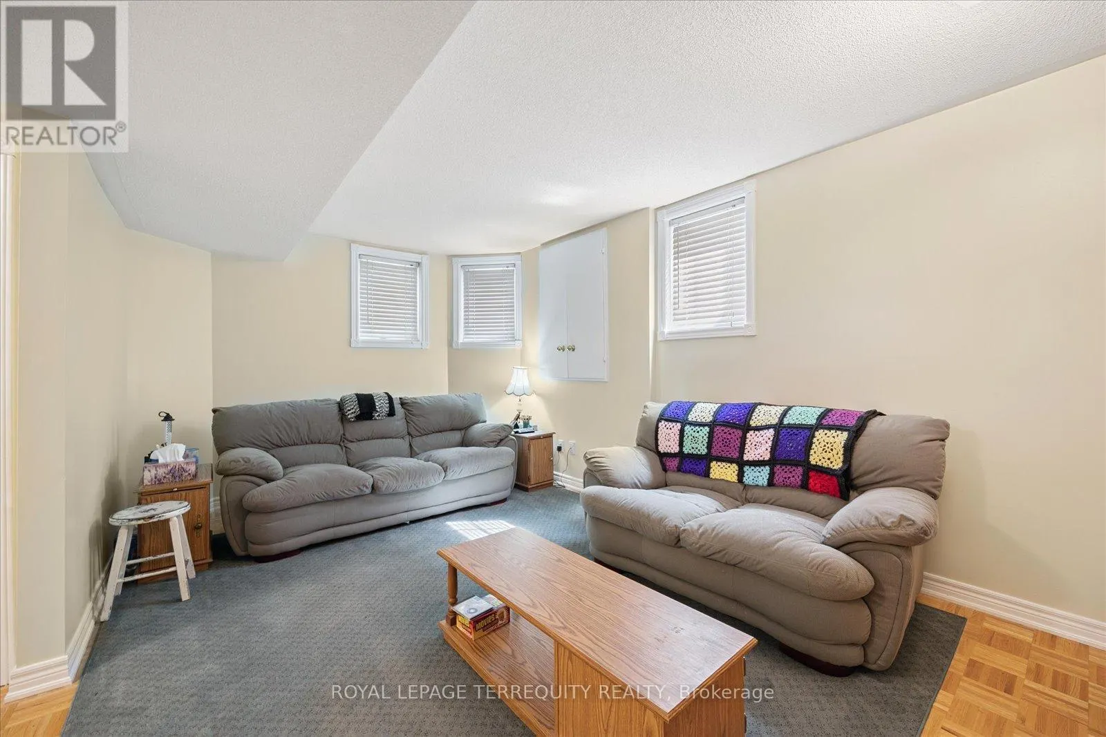 15 WARING AVENUE
