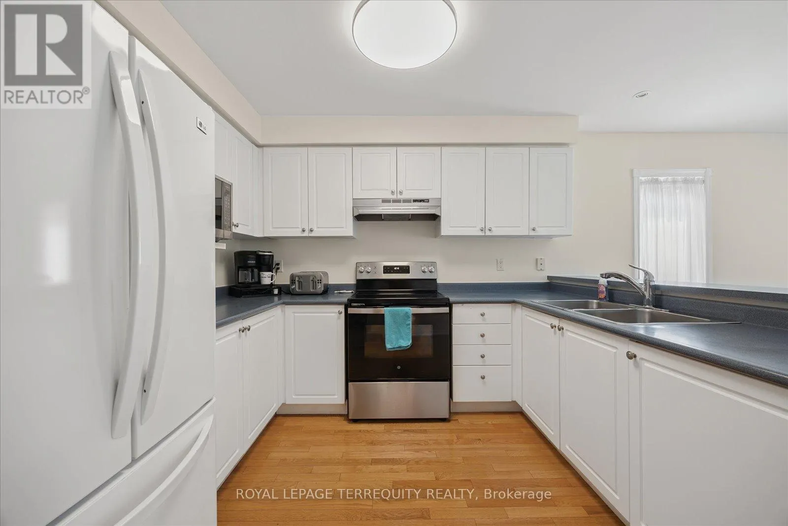 15 WARING AVENUE